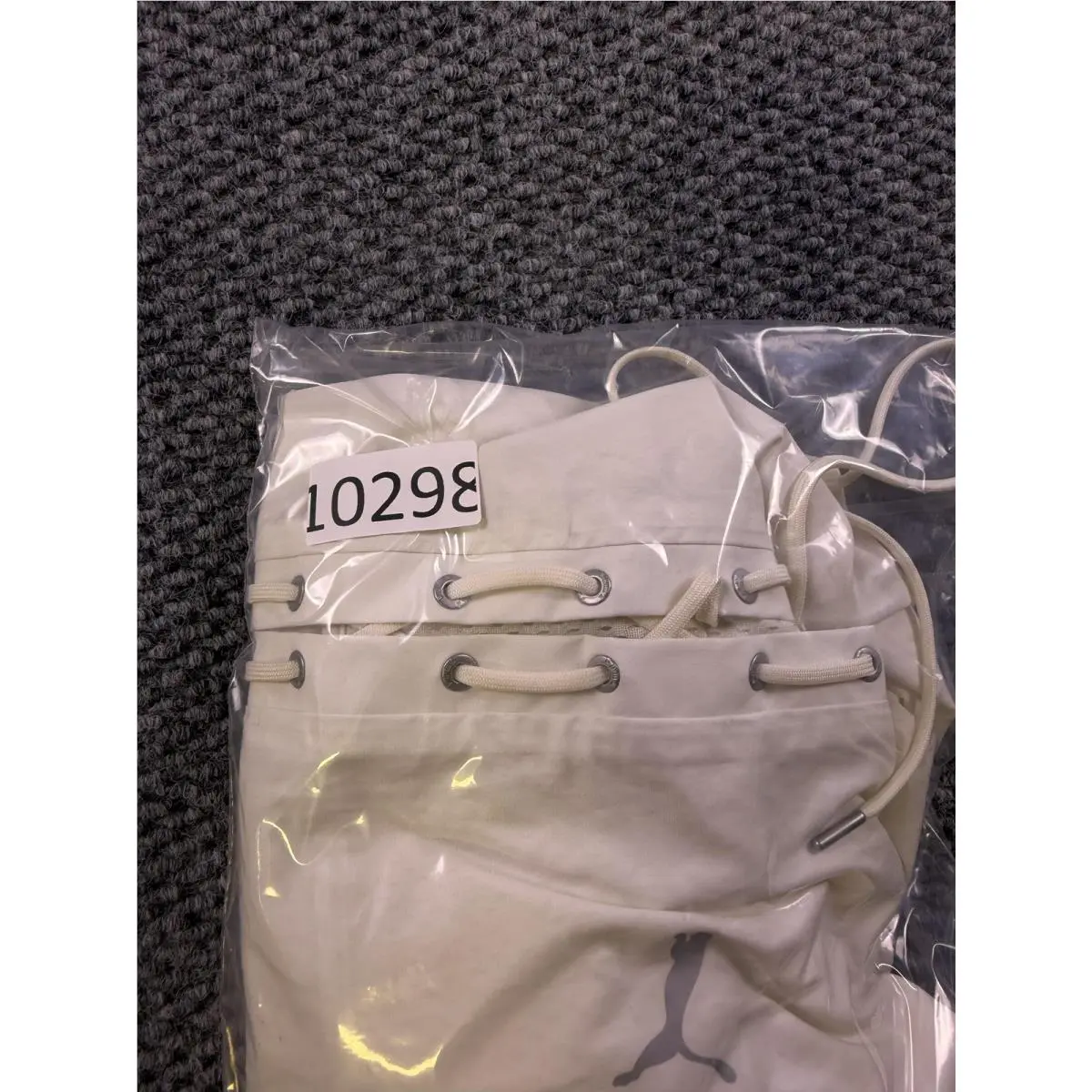 Puma clothing - White 5