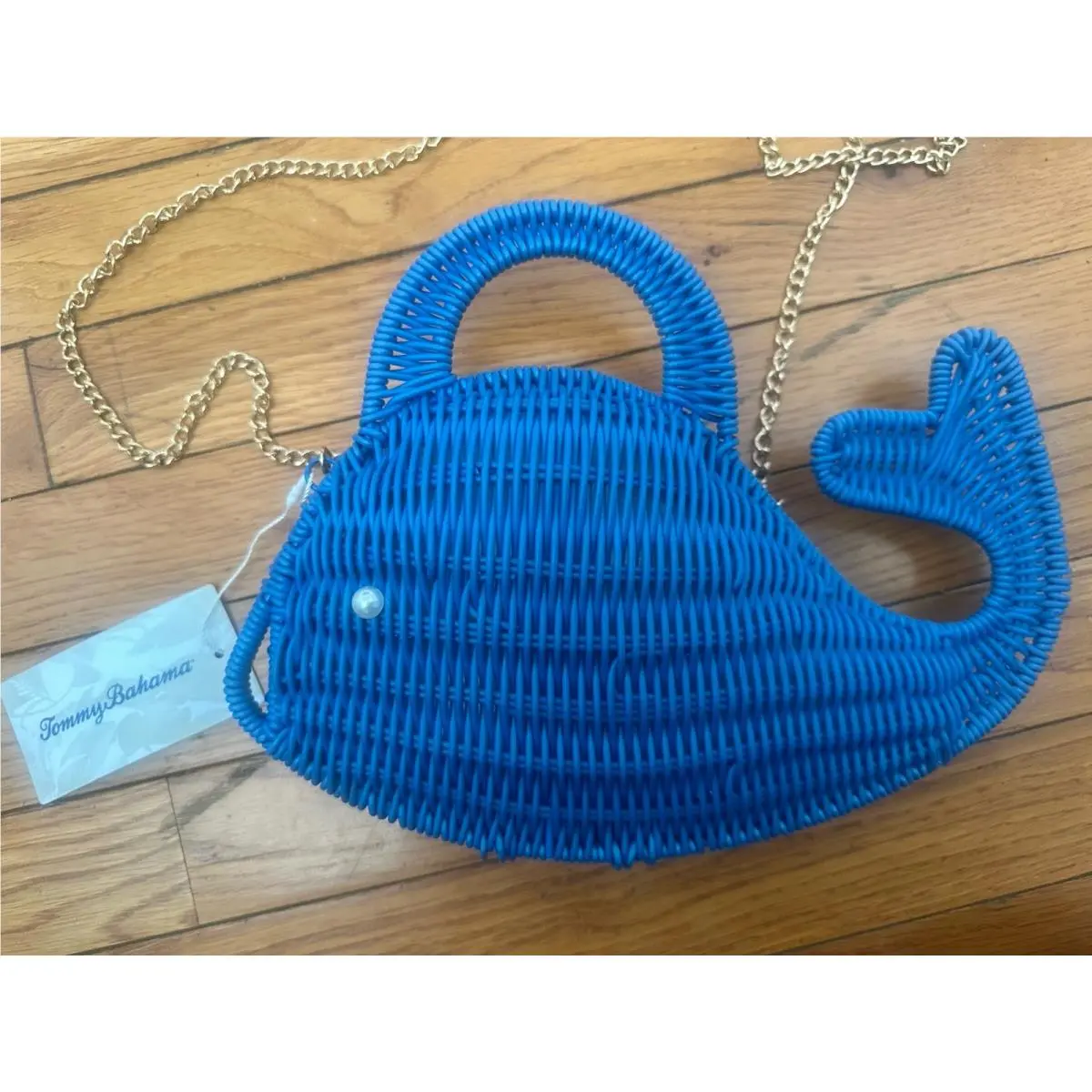 Tommy Bahama Whale Woven Crossbody Bag Blue Gold Chain Novelty Purse
