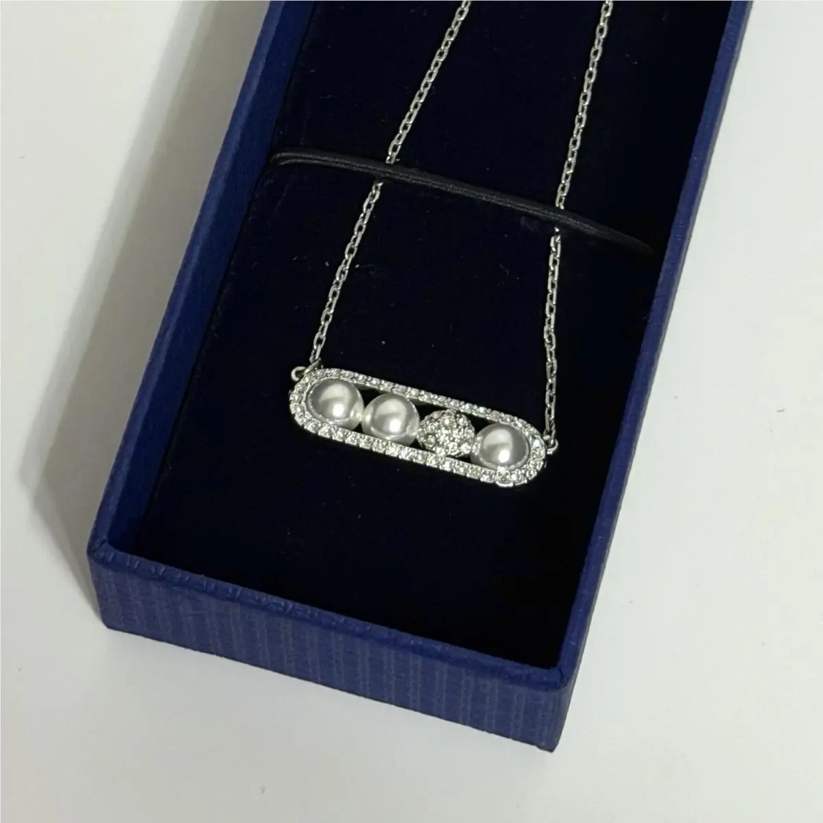 Swarovski Fundamental Necklace Pearl and Crystal 5276070