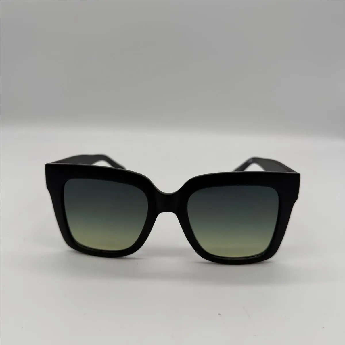 Quay Icy Matte Black Square Sunglasses Smoke Green Gradient Lens 59297 by QUAY