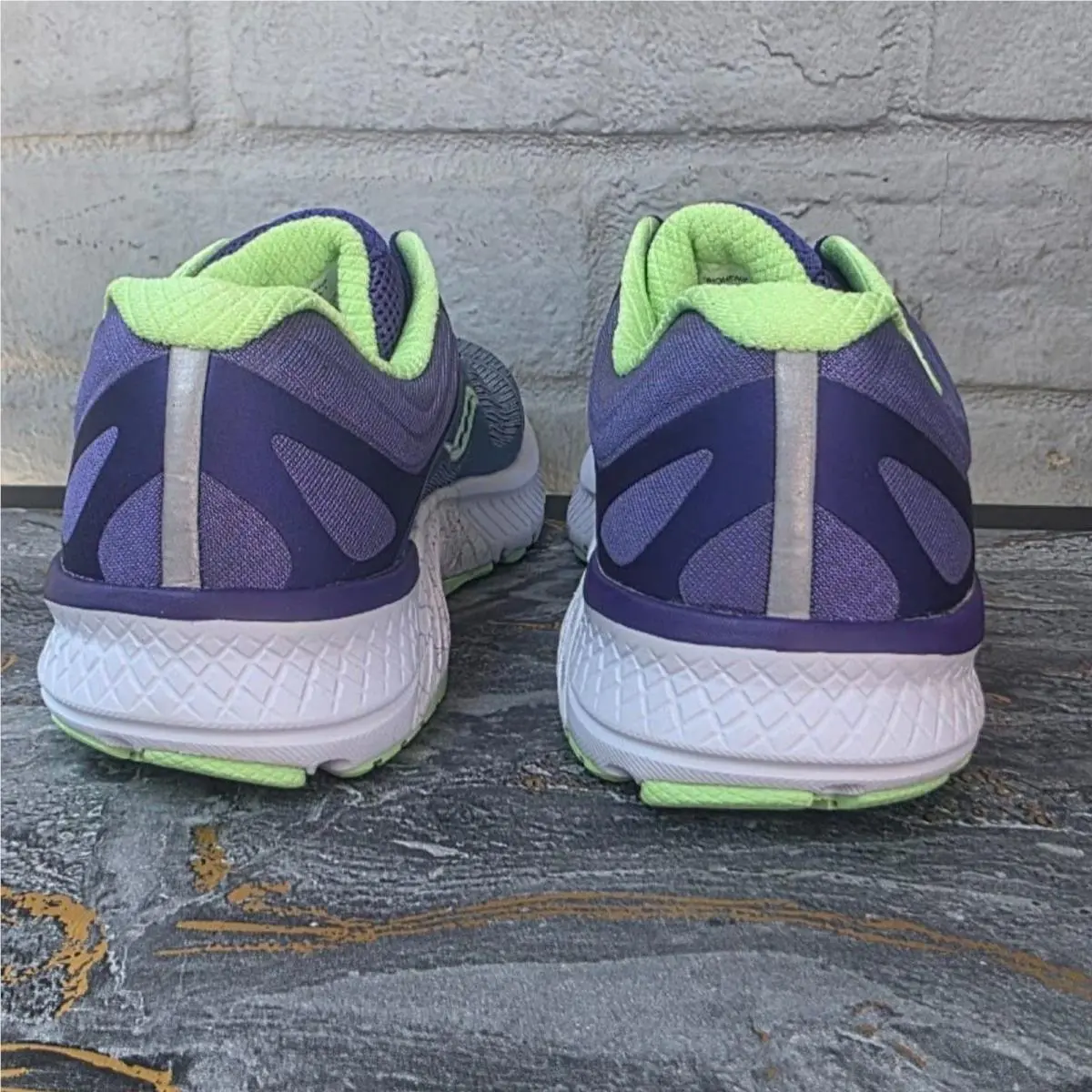Saucony shoes - Purple 2