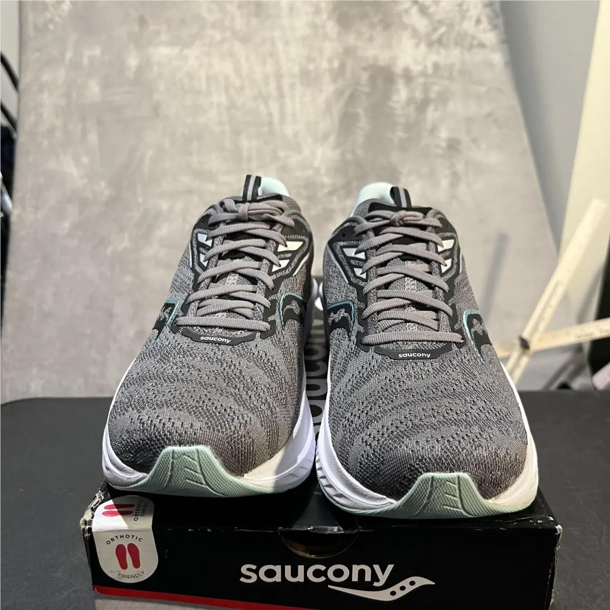 Saucony shoes - Saucony Echelon 9 - Echelon - S10766-20 - Gray 0