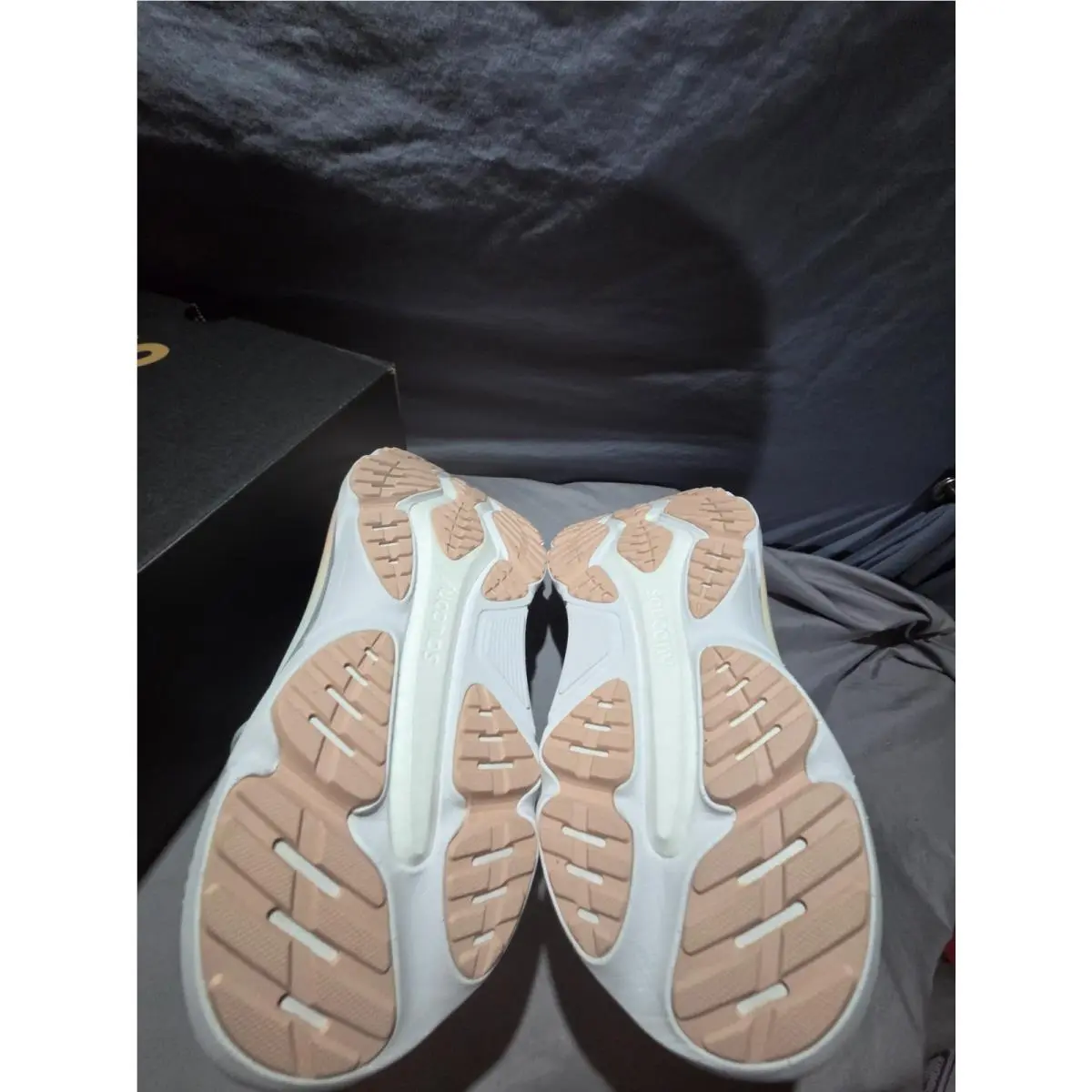 Saucony shoes - Saucony Hurricane 25 - Hurricane - S11026-123 - White (UPC: 737566862611) 18