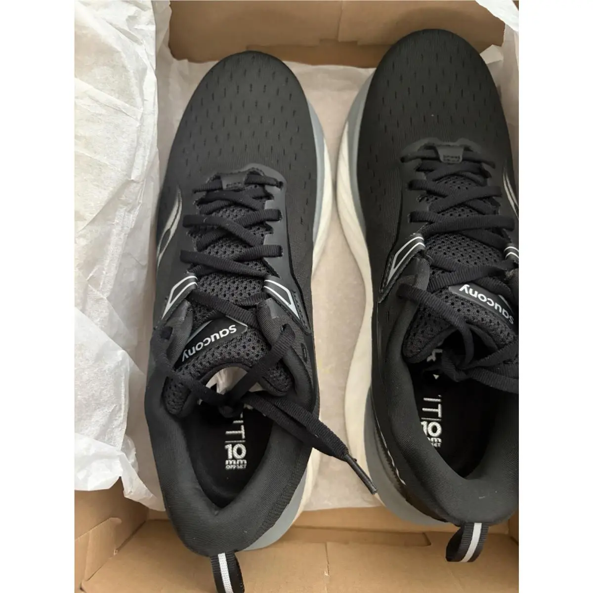 Saucony shoes - Saucony Triumph 22 - Triumph - S20964-200 - Black 3