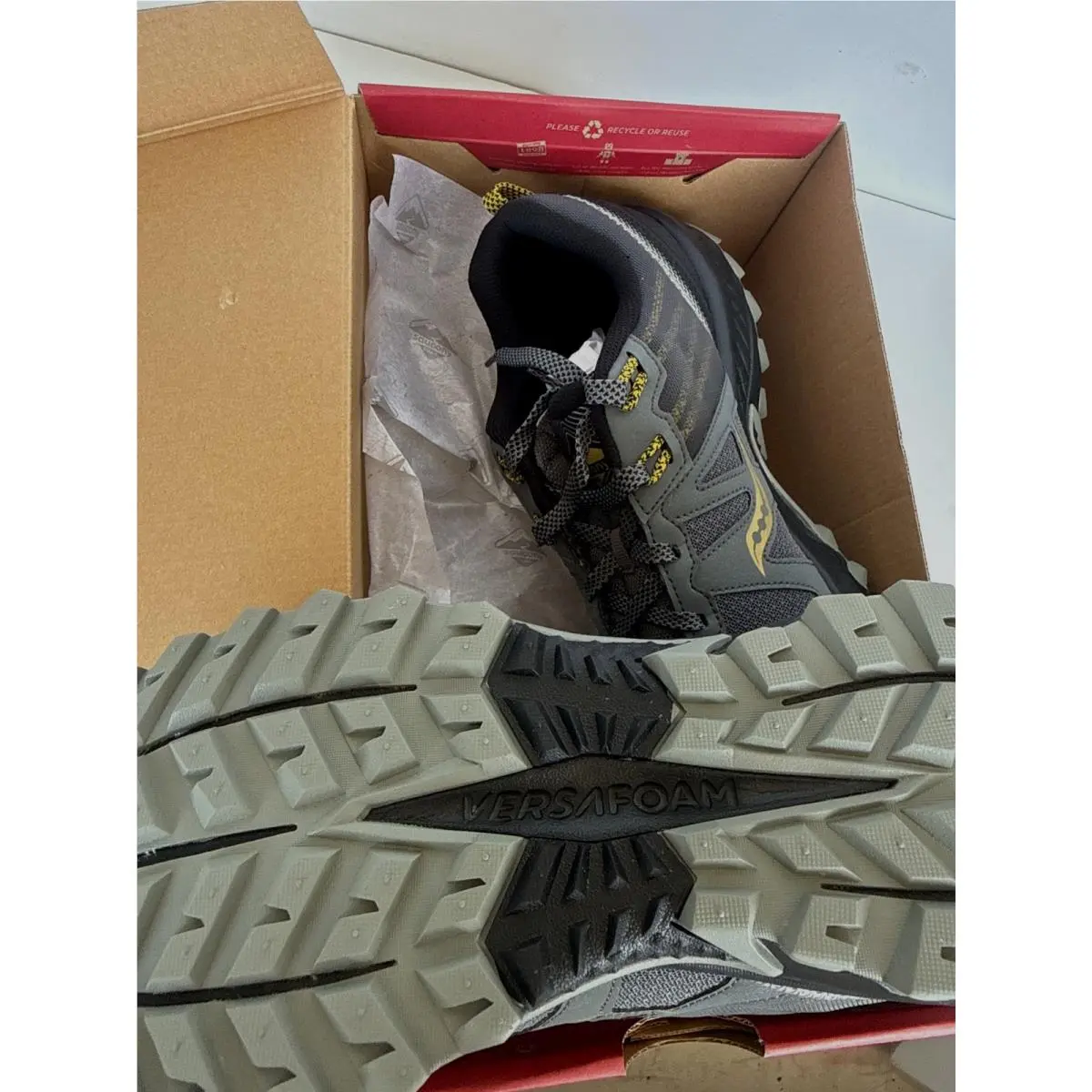 Saucony shoes - Excursion - Excursion - Charcoal/Gold (UPC: 194713913785) 6