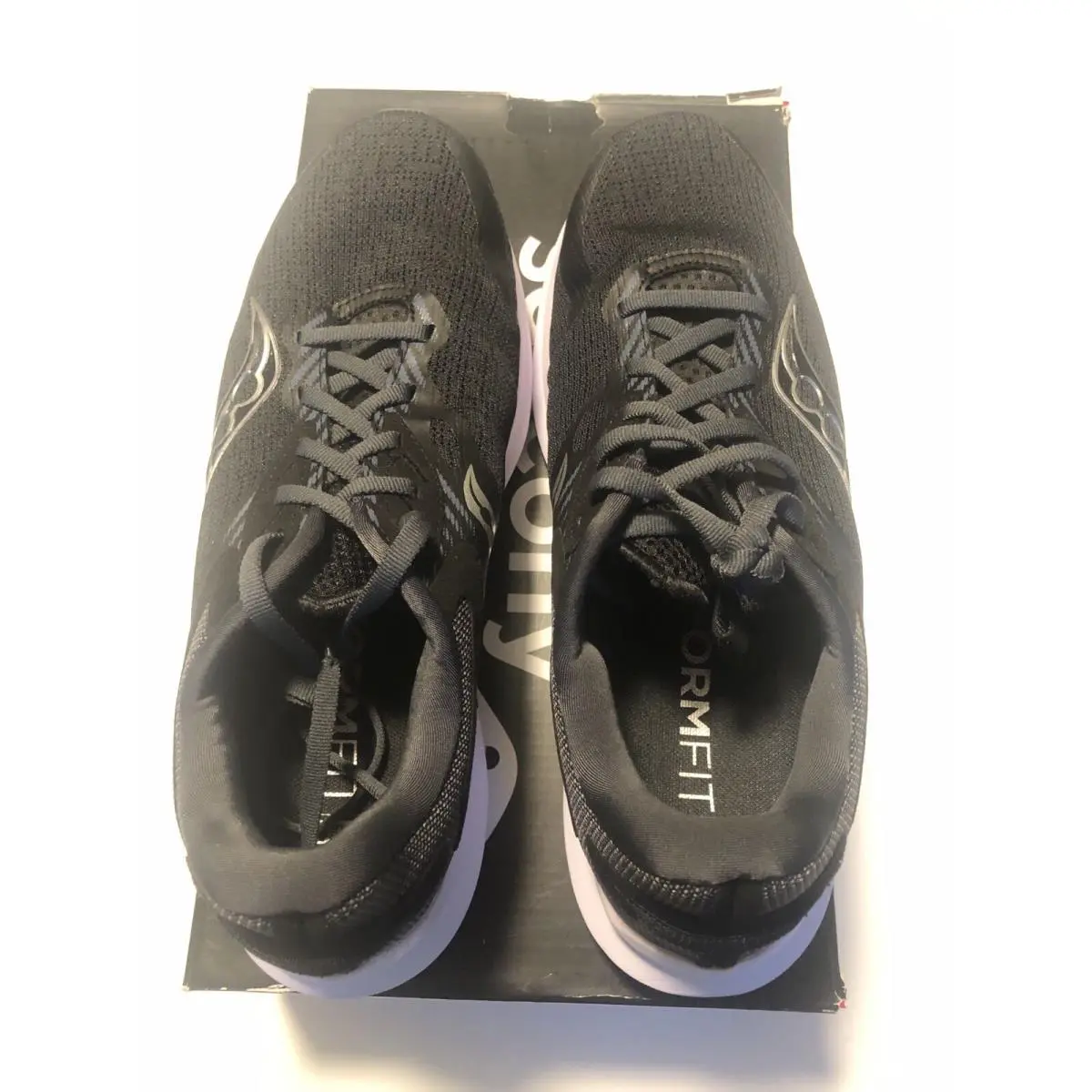 Saucony shoes - Saucony Axon - Axon - Black 2