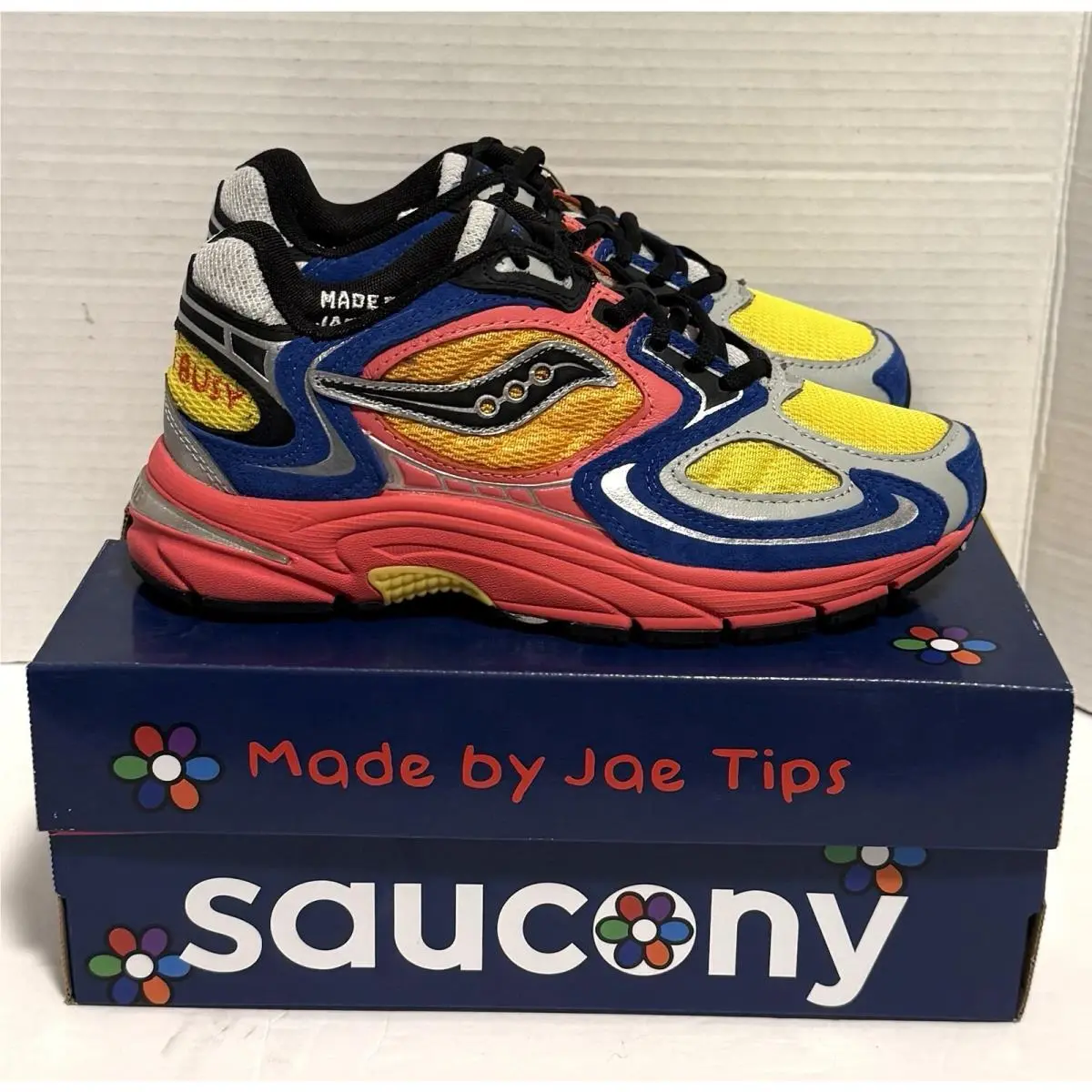 Saucony shoes - Saucony Jae Tips x Grid Jazz 9 - S70864-3 - Multicolor 1