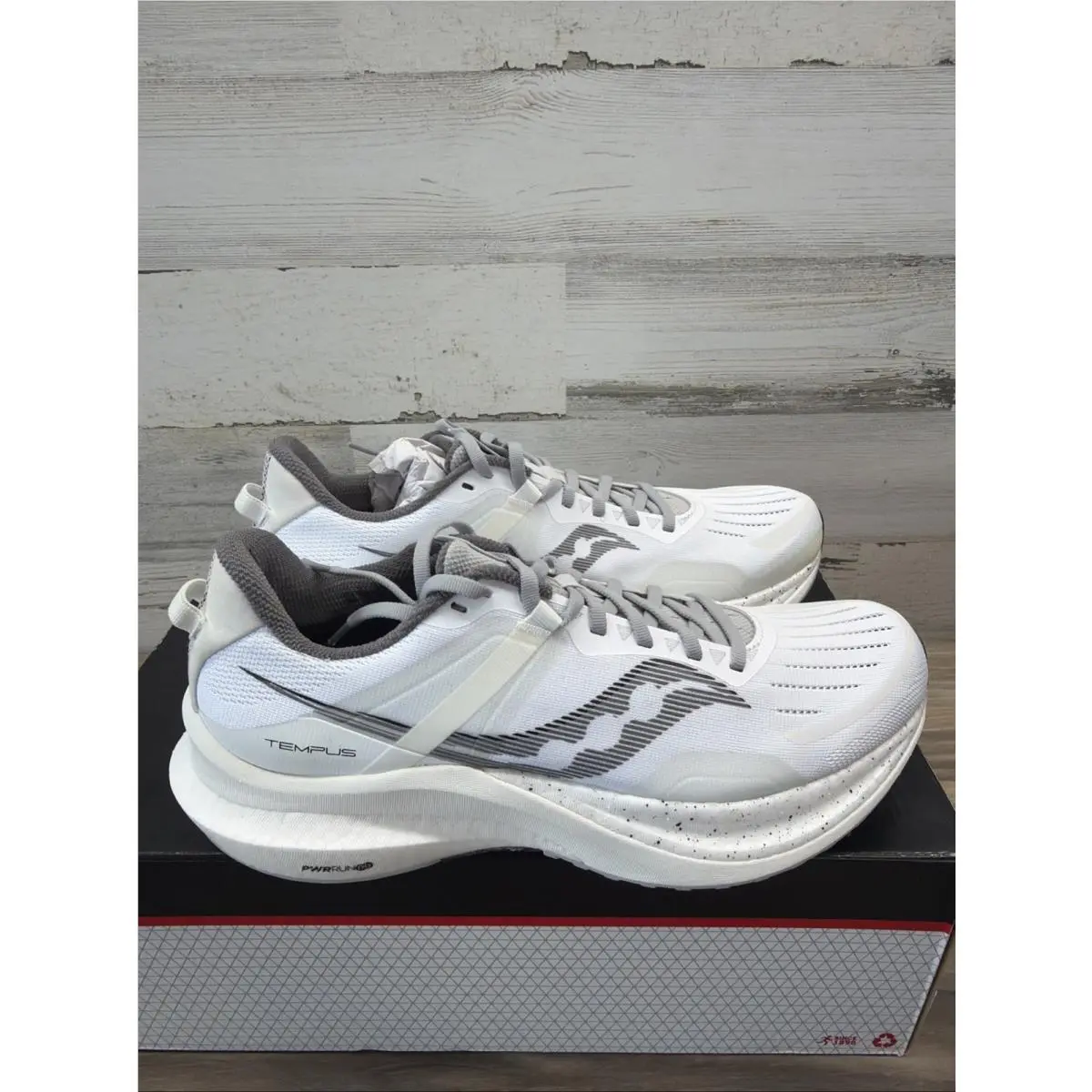 Saucony shoes - Saucony Tempus - Tempus - S10720-11 - White 0