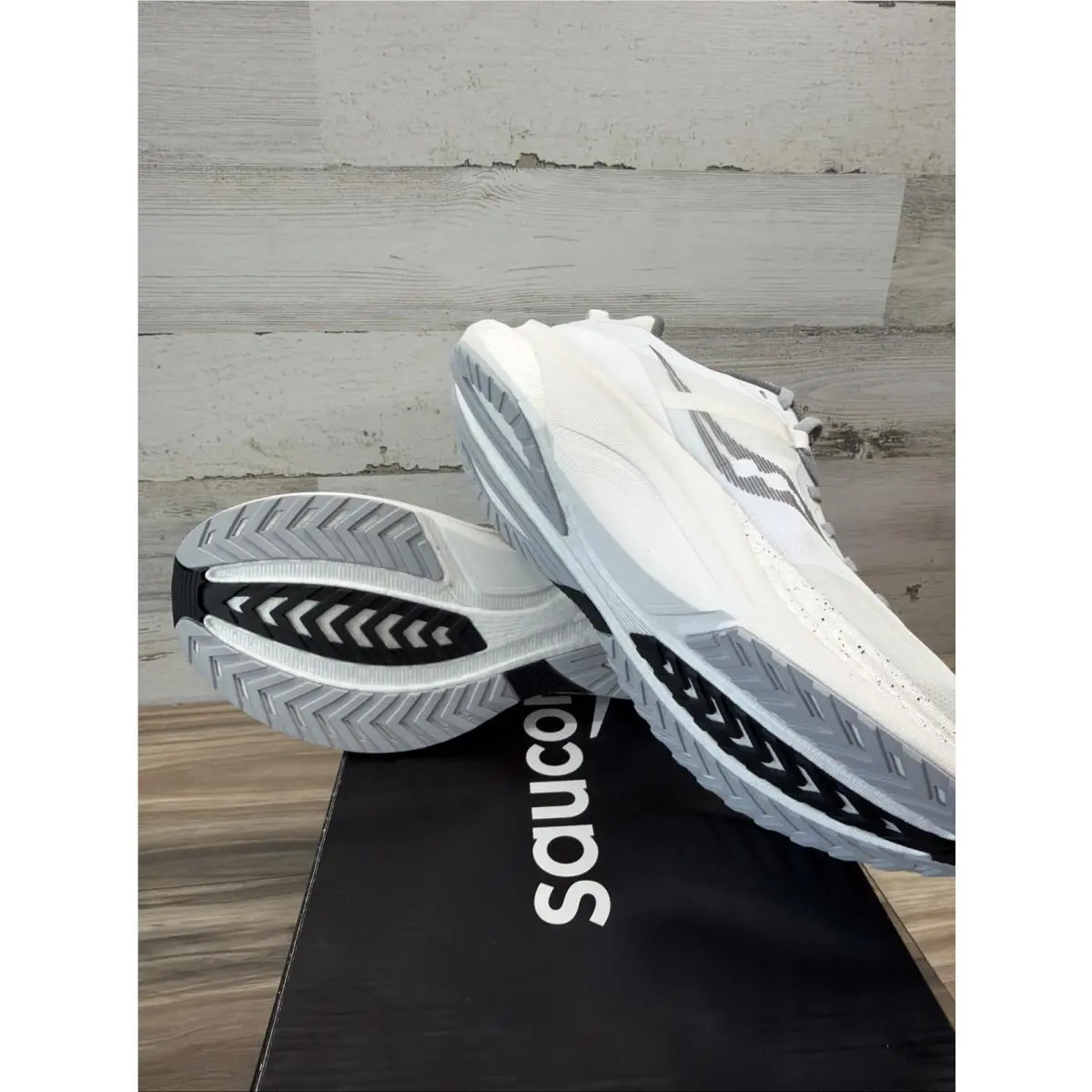 Saucony shoes - Saucony Tempus - Tempus - S10720-11 - White 5