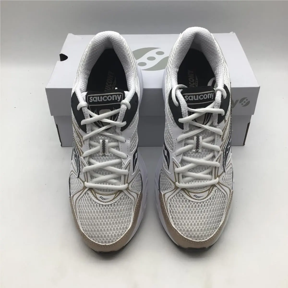 Saucony shoes - Ride Millennium - Ride Millennium - White 1