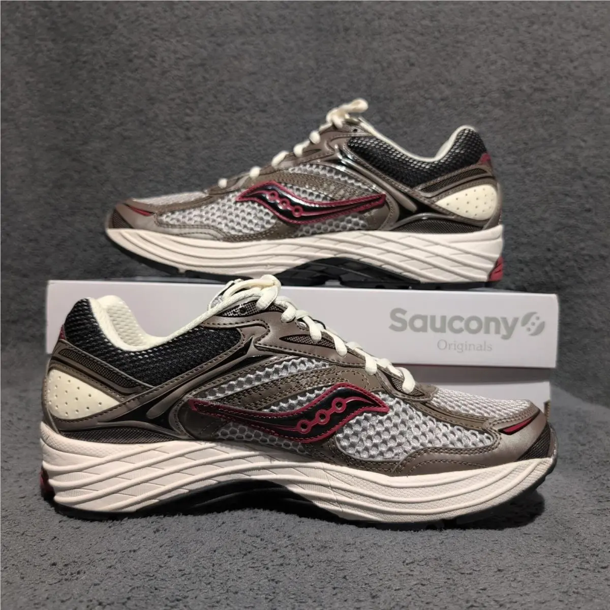 Saucony shoes - Saucony ProGrid Omni - ProGrid Omni - Brown 0
