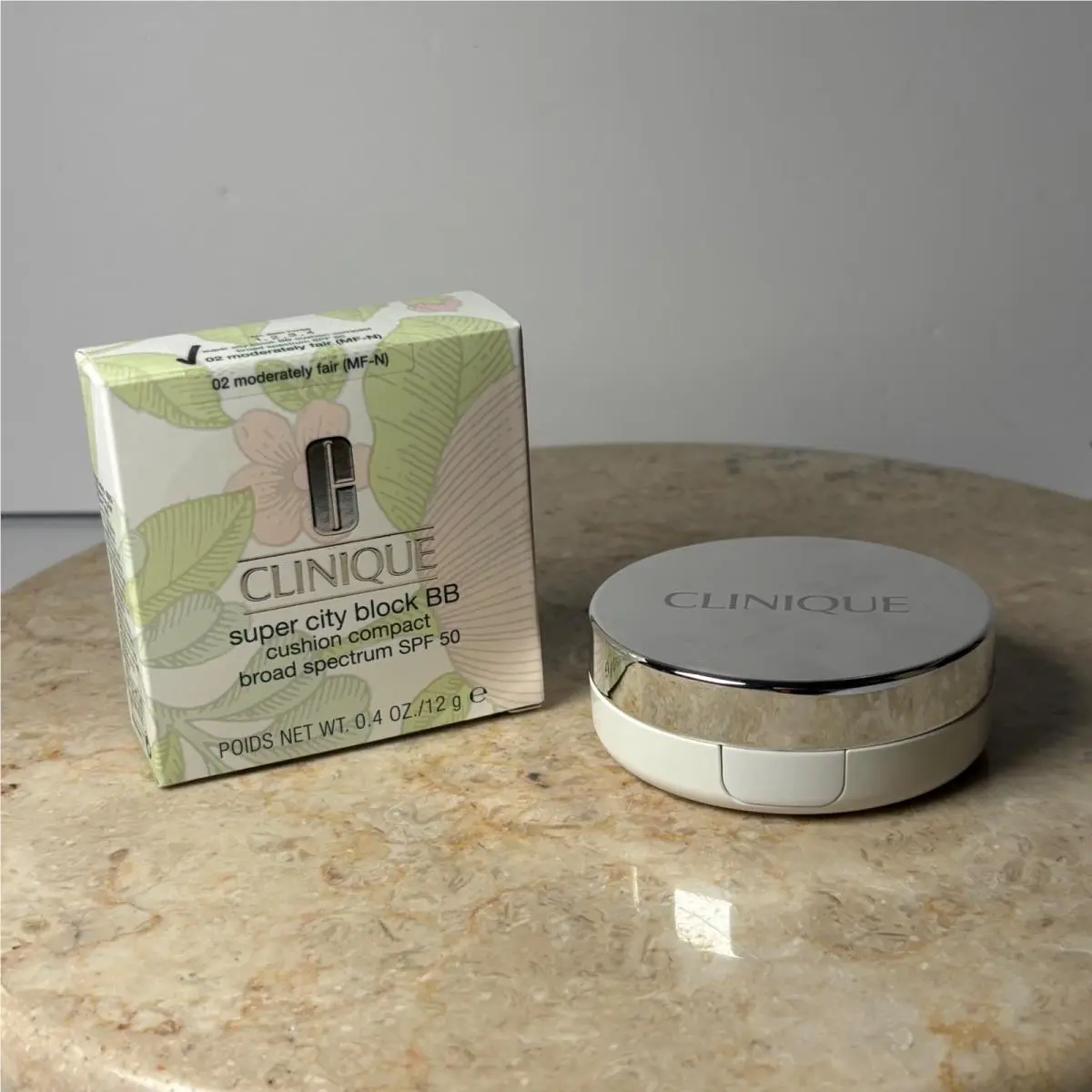 Clinique Super City Block BB Cushion Compact 02 Moderately Fair
