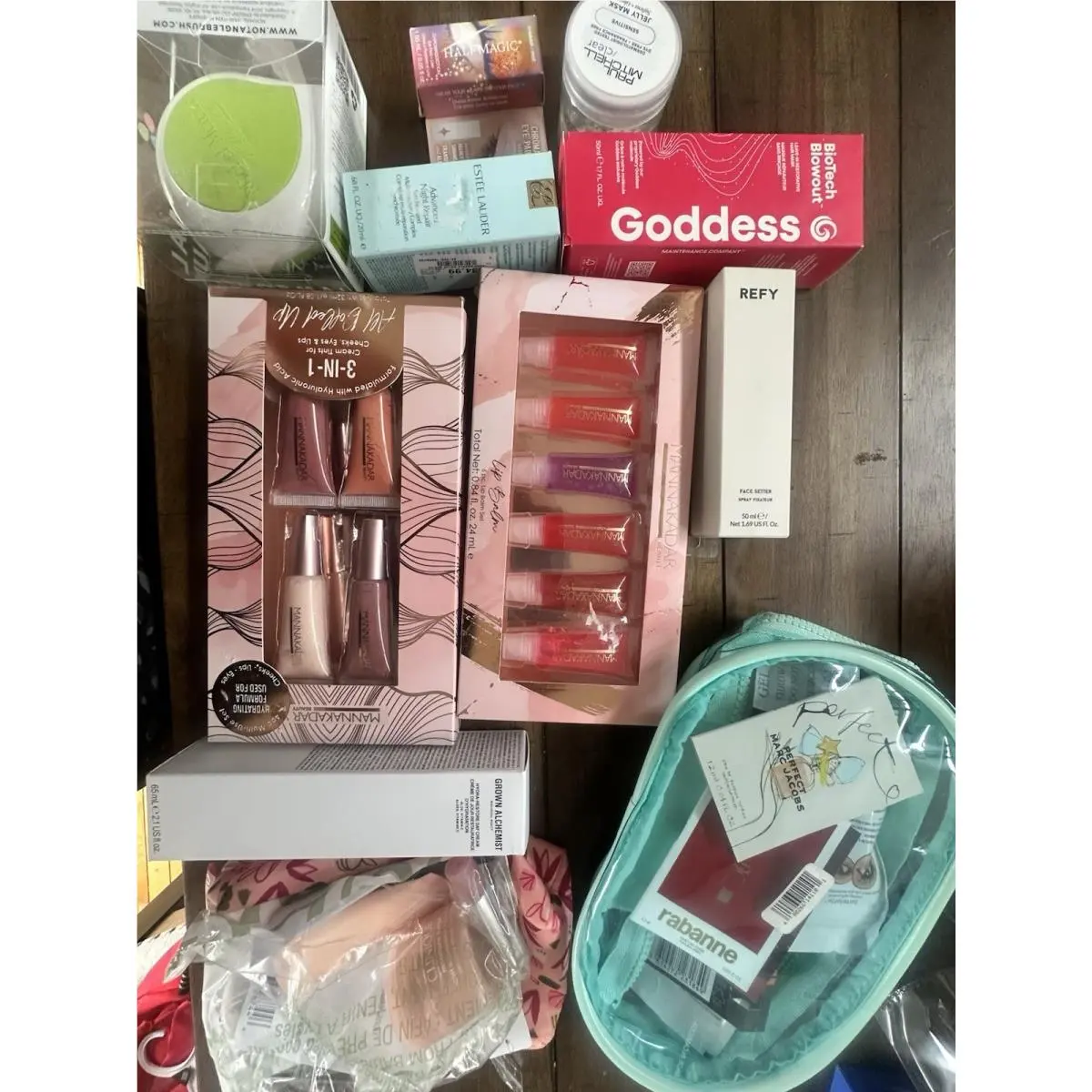 Luxury Beauty Bundle Estée Lauder Clinique Refy Grown Alchemist 30+