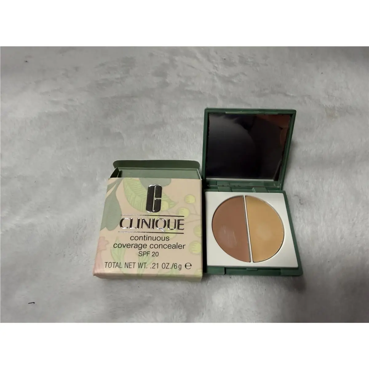 Clinique Continuous Coverage Concealer 01 Very Fair Spf 20