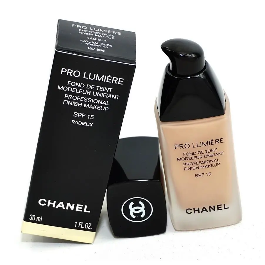 Chanel Pro Lumiere Makeup Radieux Natural Beige Intensity 4.0 Full Size Rare