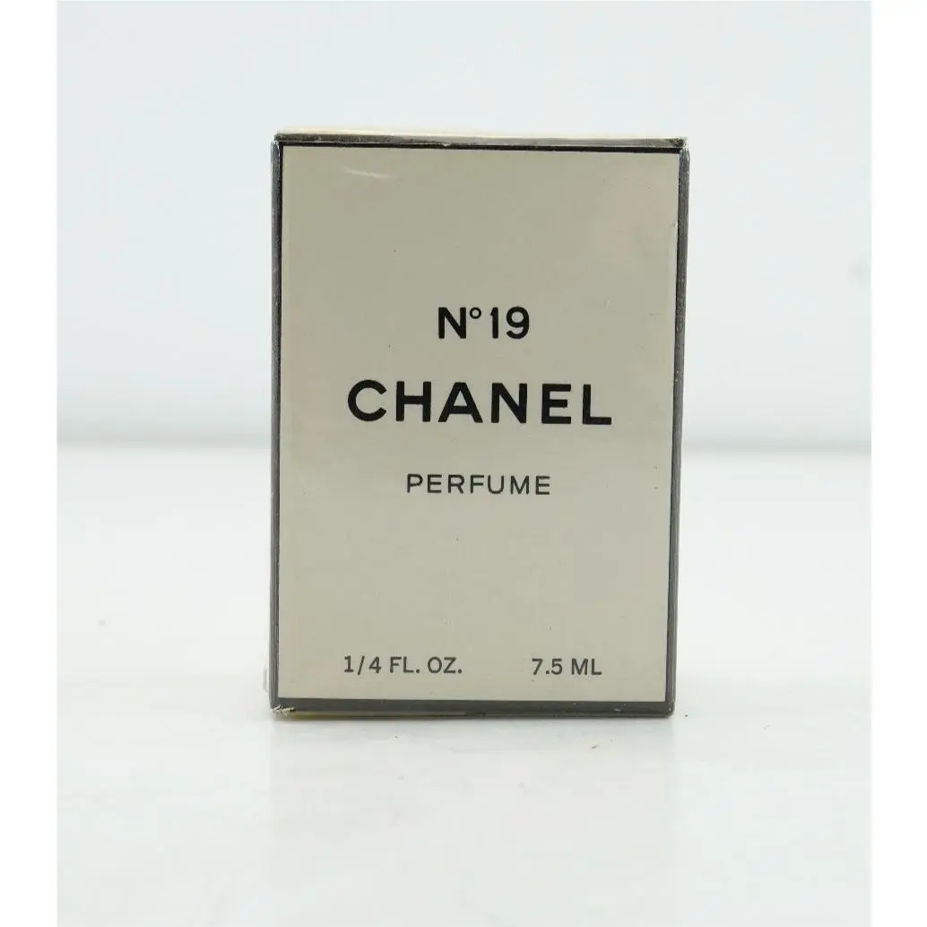 Vintage Chanel No.19 Parfum/pure Perfume Purse Spray 7.5ml-1/4oz