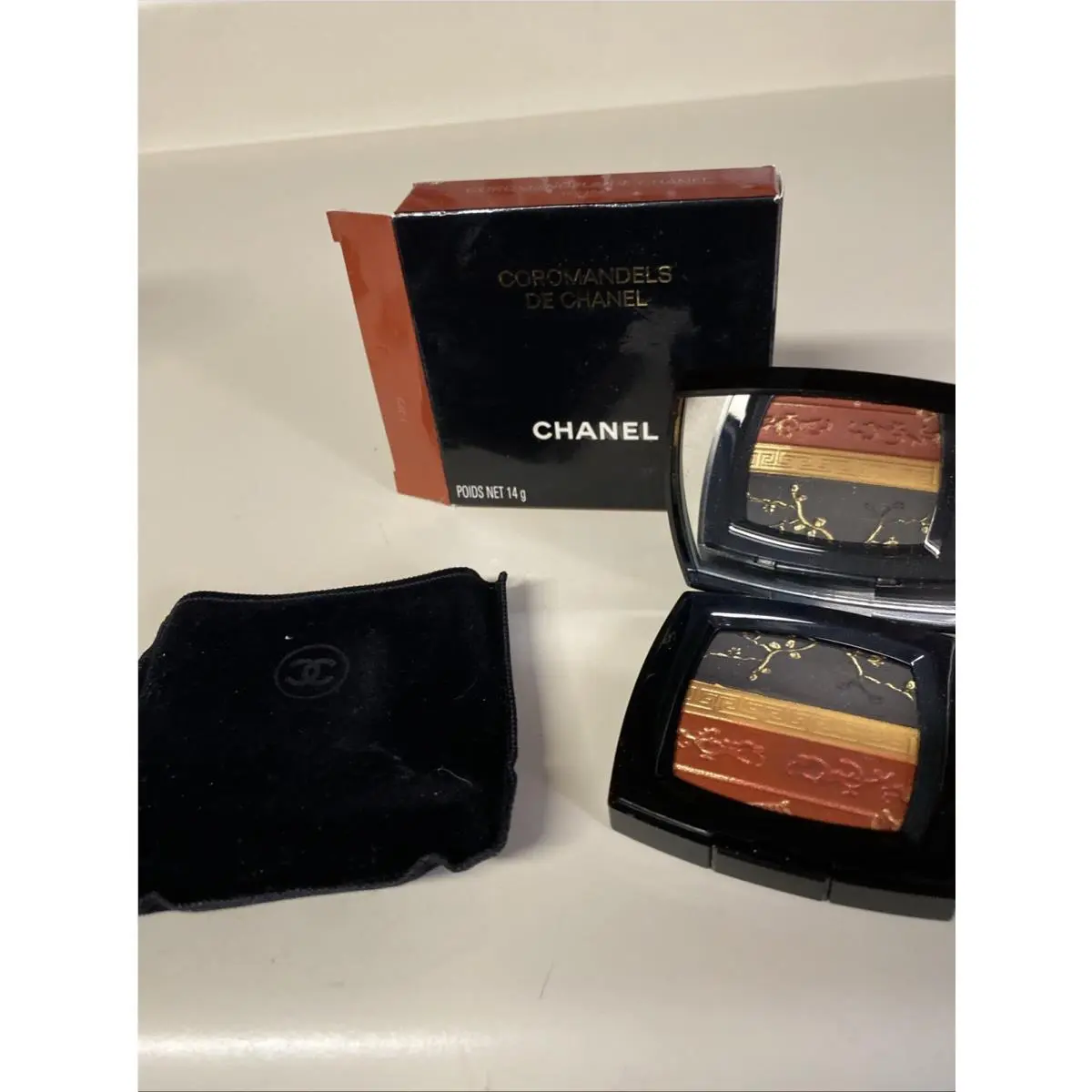 Y2K Designer Chanel Coromandel De Chanel Eyeshadow and Blush Palette Nice