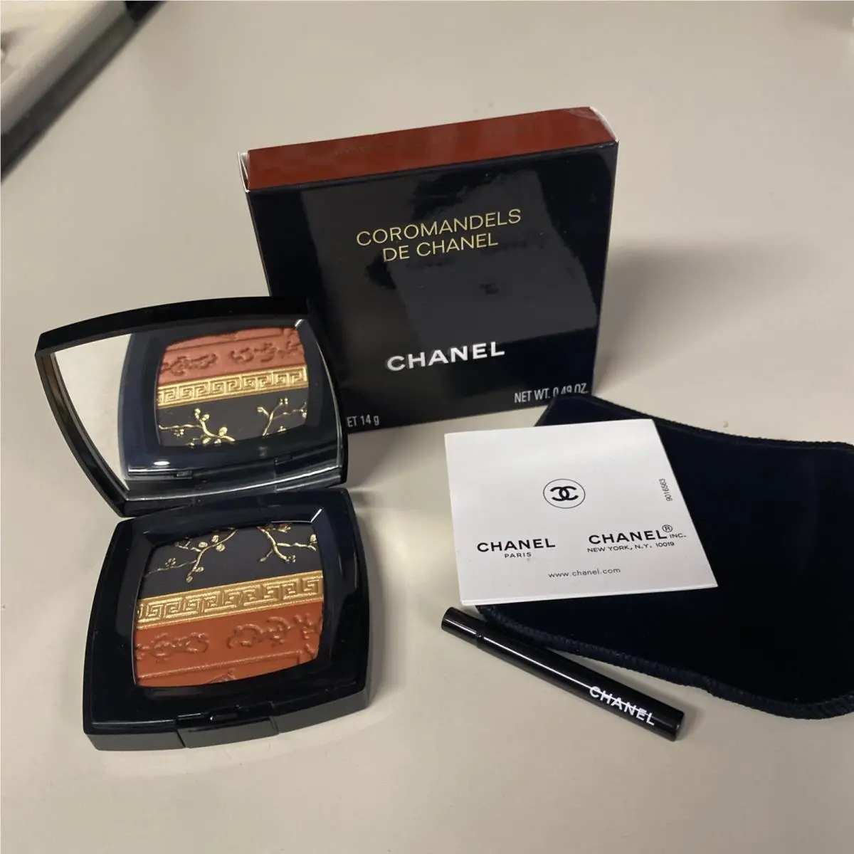 Y2K Designer Chanel Coromandel De Chanel Eyeshadow and Blush Palette Wow