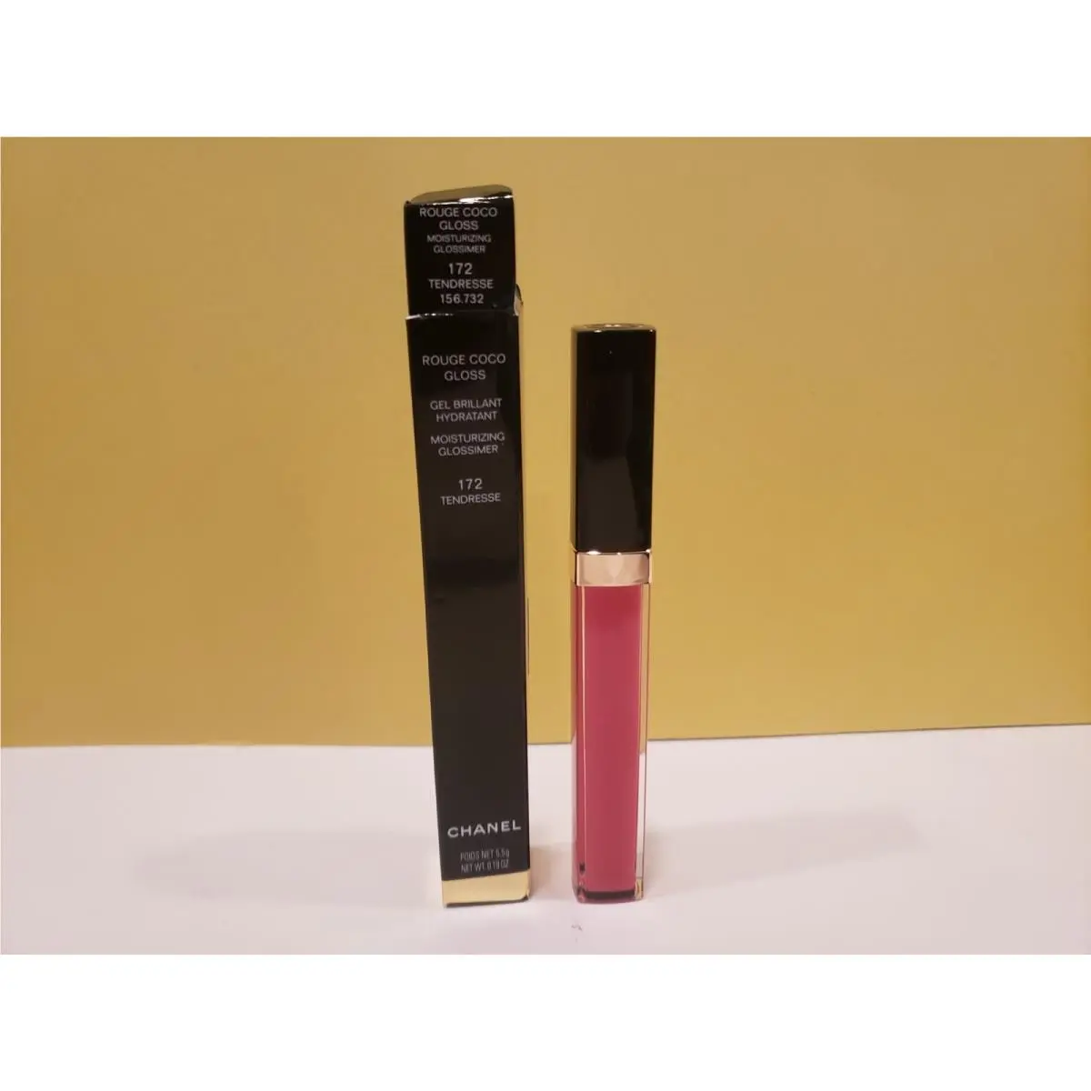 Chanel Rouge Coco Gloss Moisturizing Glossimer 172 Tendresse