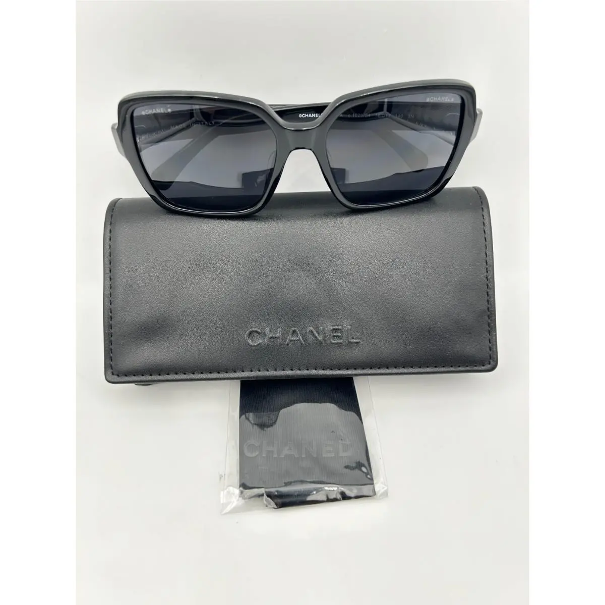 Sunglasses 5408-A 1026/S4 Black White Gray 56 17 140 by Chanel