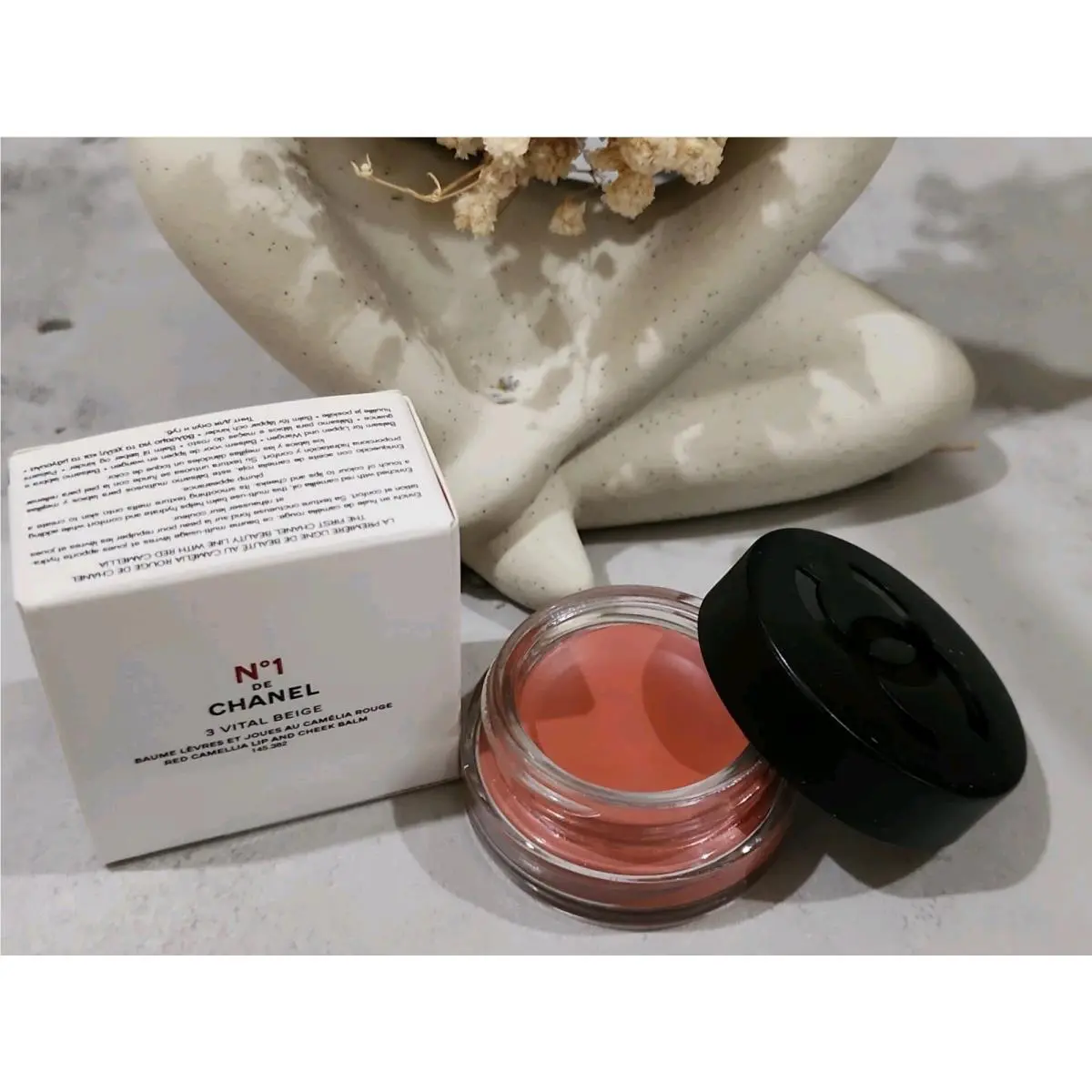 Chanel No 1 de Chanel Lip and Cheek Balm In Vital Beige
