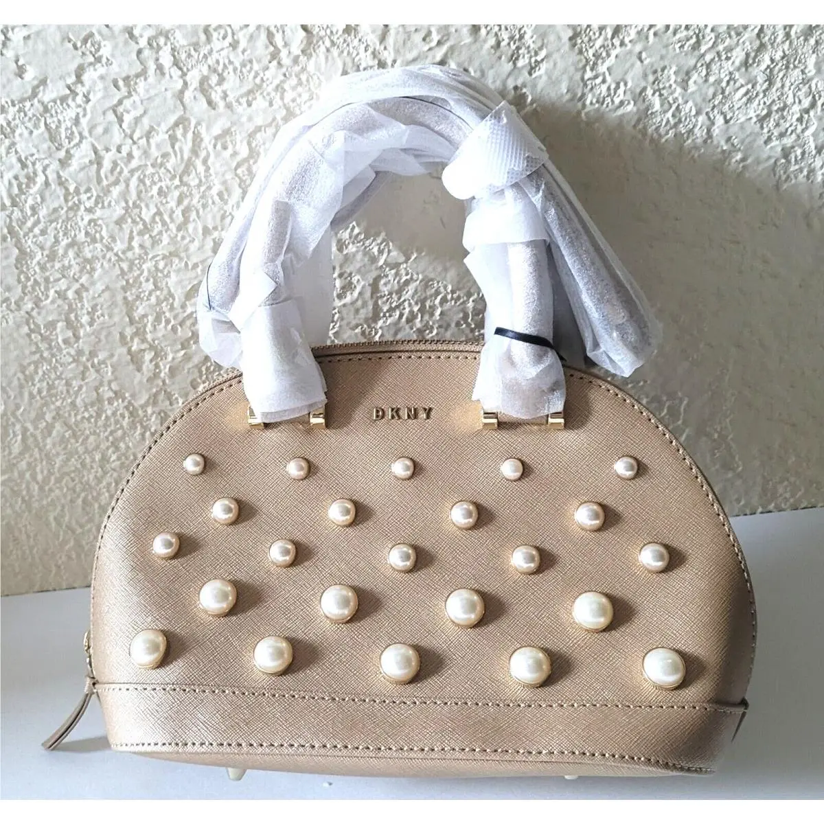 W/t Dust Bag Dkny Donna Karan York Small Round Pearl Leather Satchel by DKNY