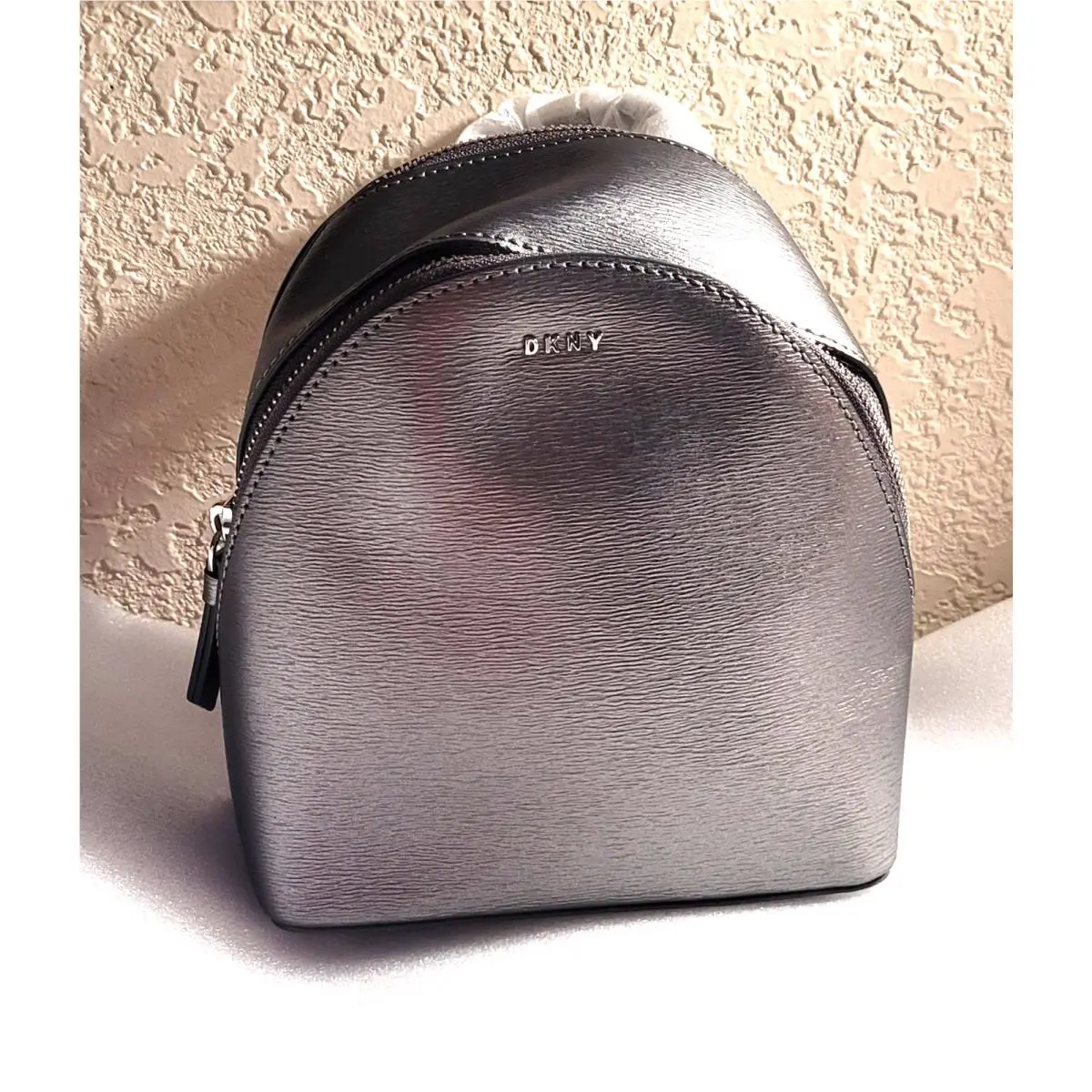 W/ Tag Dkny Bryant Small Crossbody Bag in Pewter Color Exclusive Ltd Edition