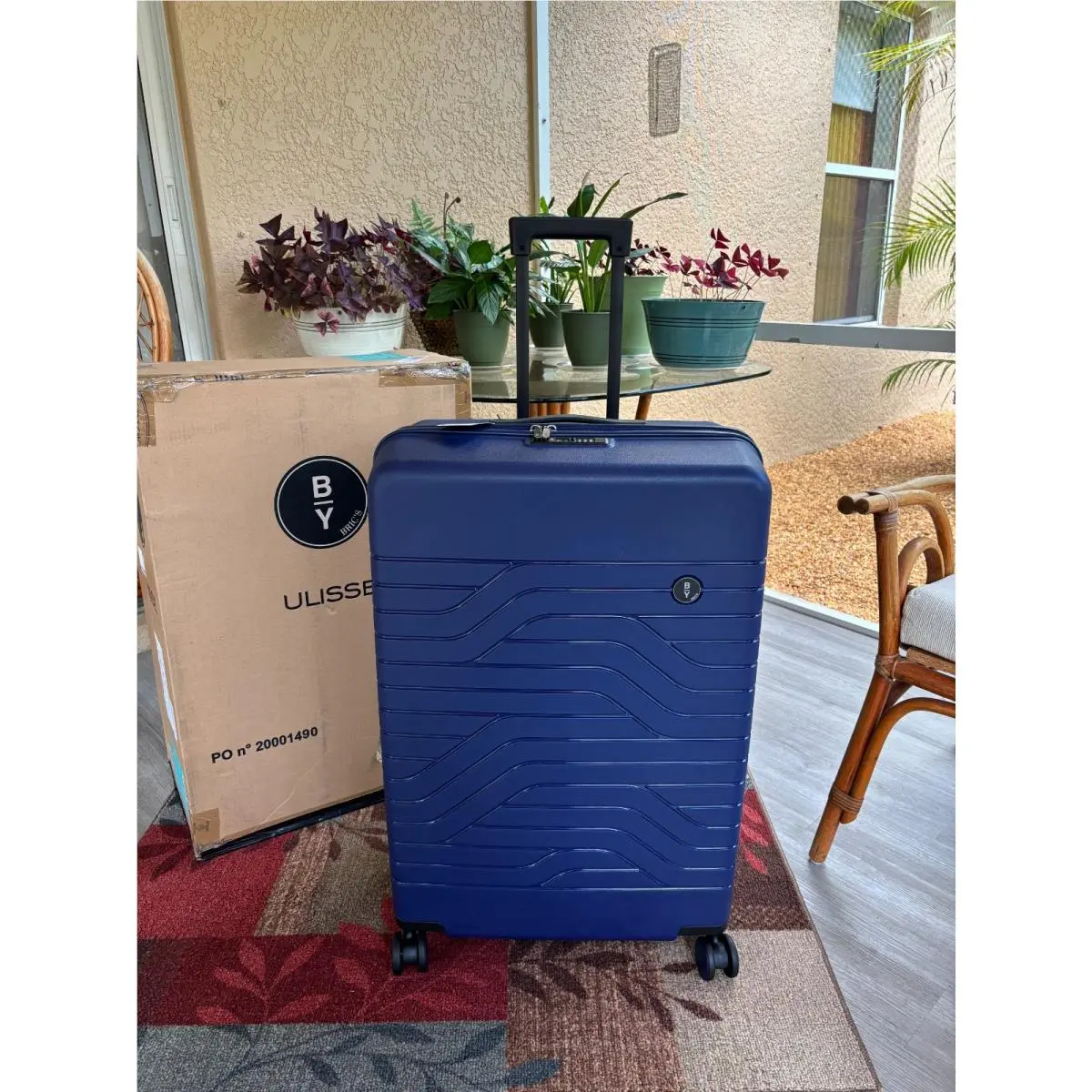 Bric`s Bric`s B Y Ulisse 28 Expandable Spinner Color: Ocean Blue by Bric's