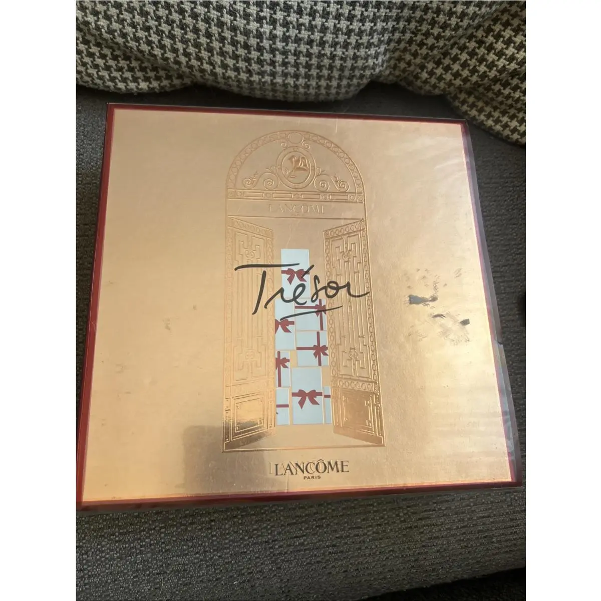 Lancome Tresor Set - 1oz Edp Parfum Spray .34 Edp Purse Spray 3.4Oz Lotion by Lancôme