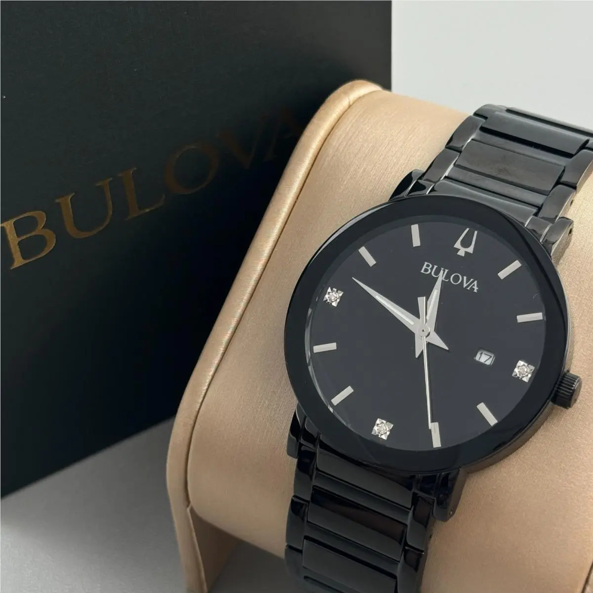 Bulova Futuro Modern 98D144 Quartz Calendar Men`s Watch Black Diamond Dial 42MM
