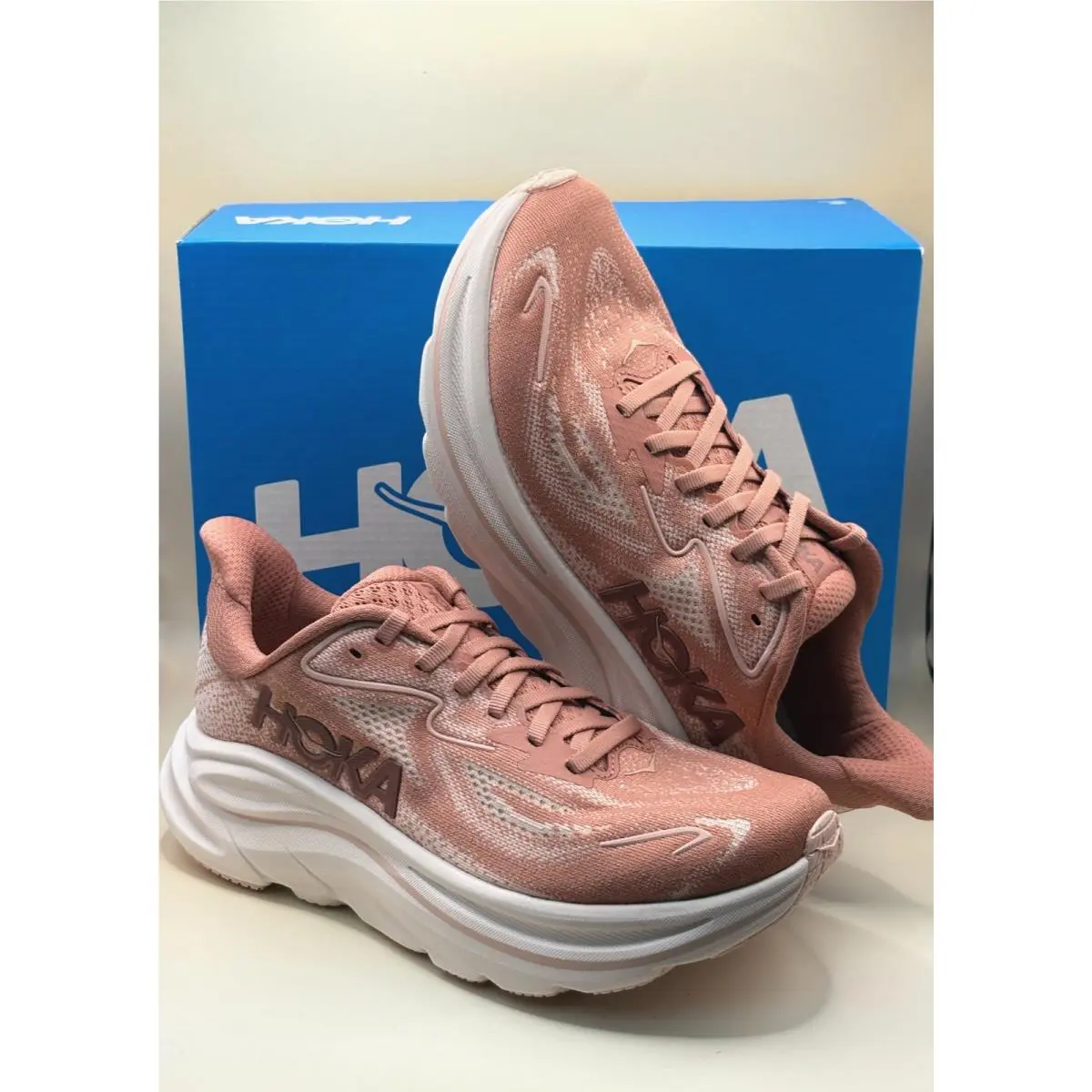 Hoka One One Clifton 10 1162031/BHRS Sandstone Women`s Running Shoes Medium