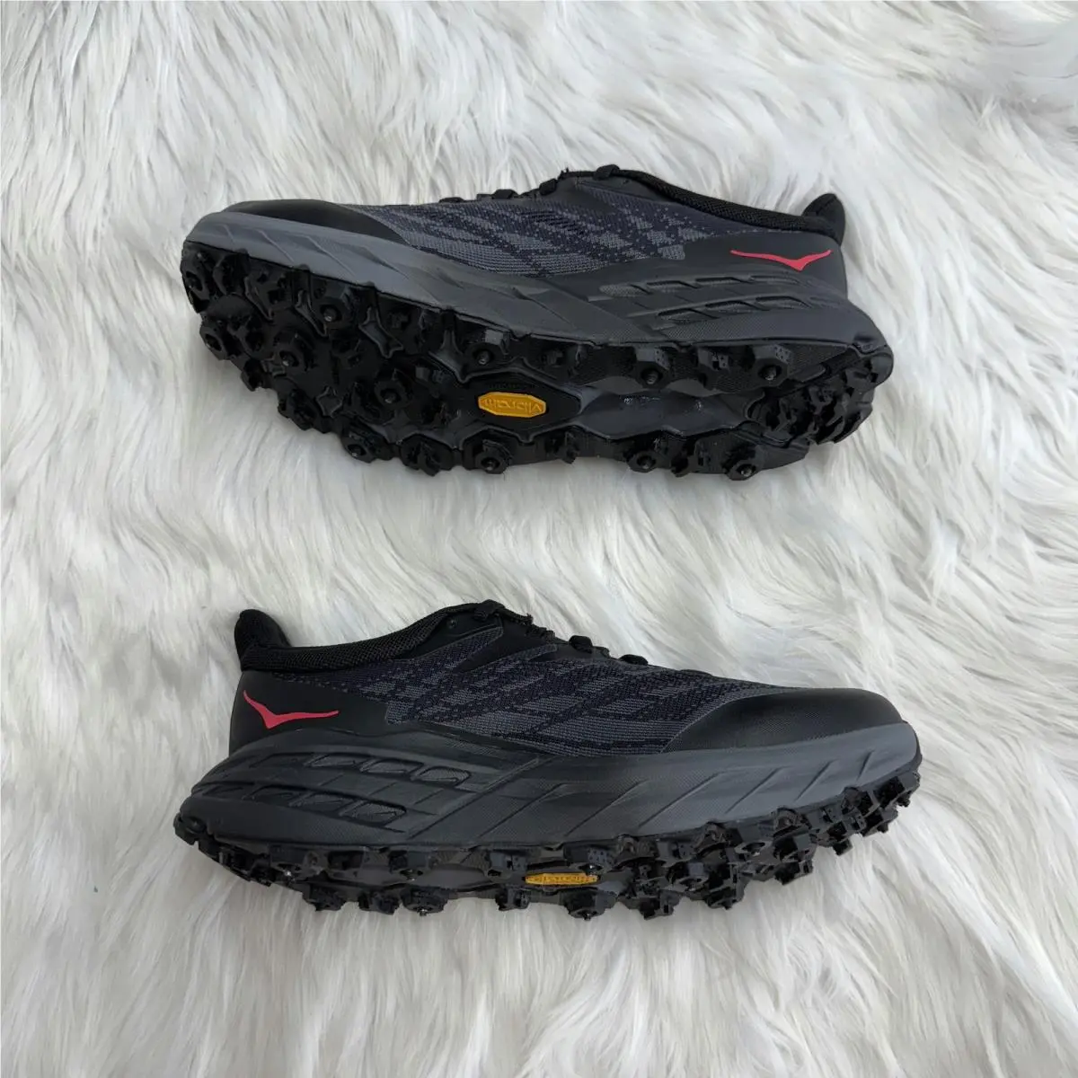 Hoka shoes - Speedgoat 5 GORE-TEX Spike - Speedgoat Spike - 1133532-BBLC - Black 5