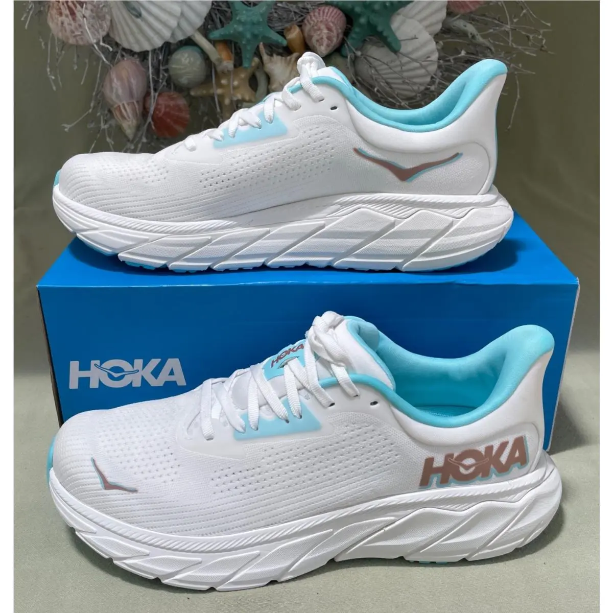 Hoka shoes - Hoka One One Arahi 7 - White 3