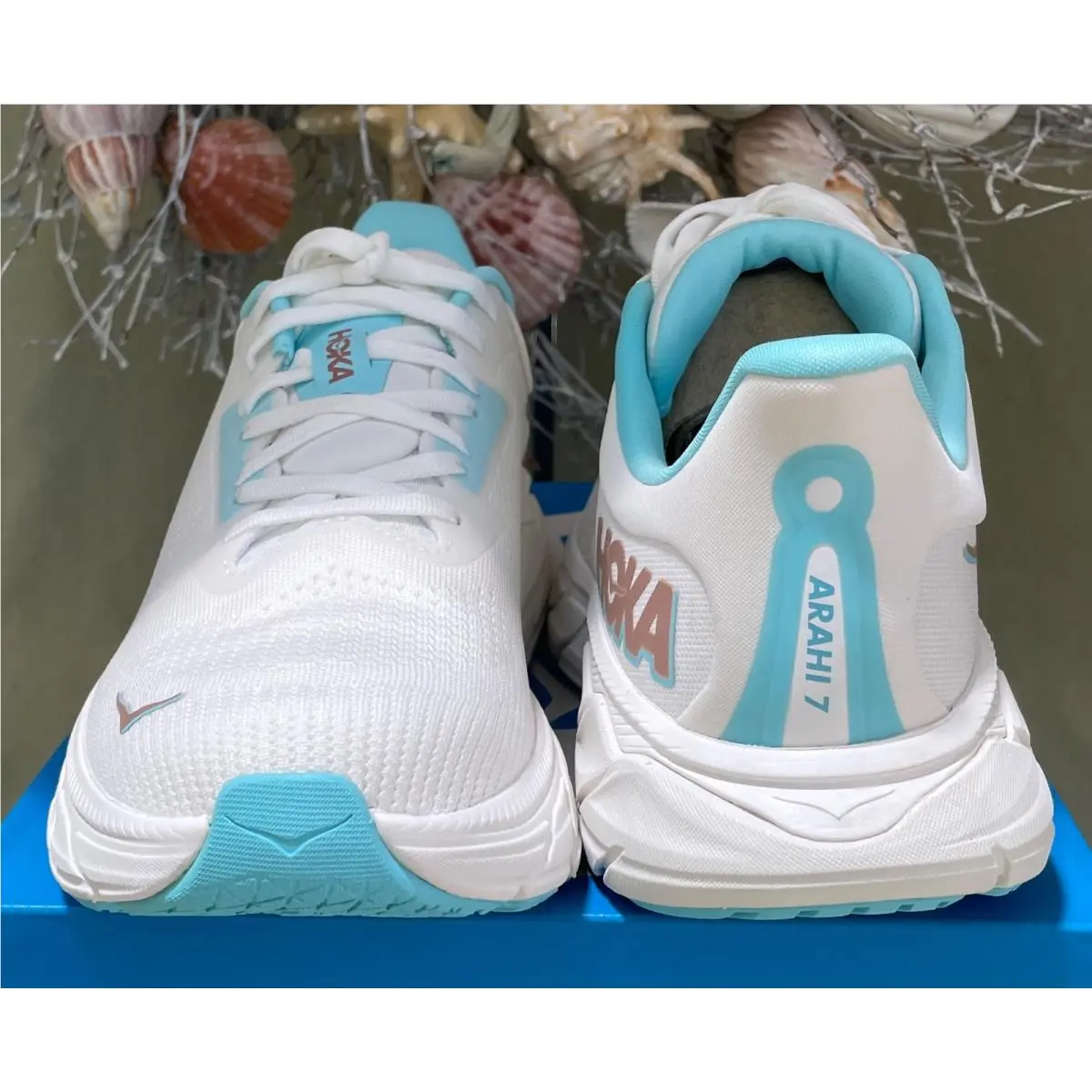 Hoka shoes - Hoka One One Arahi 7 - White 7