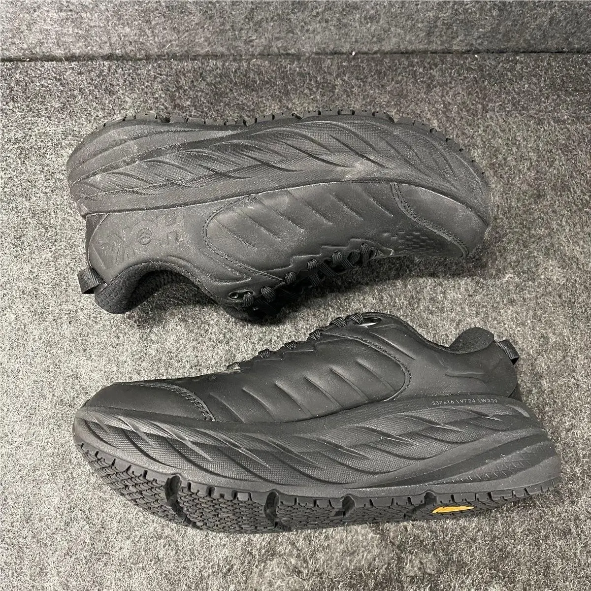Hoka shoes - VS201698 - vs-201698 - Black (UPC: 195719222130) 1