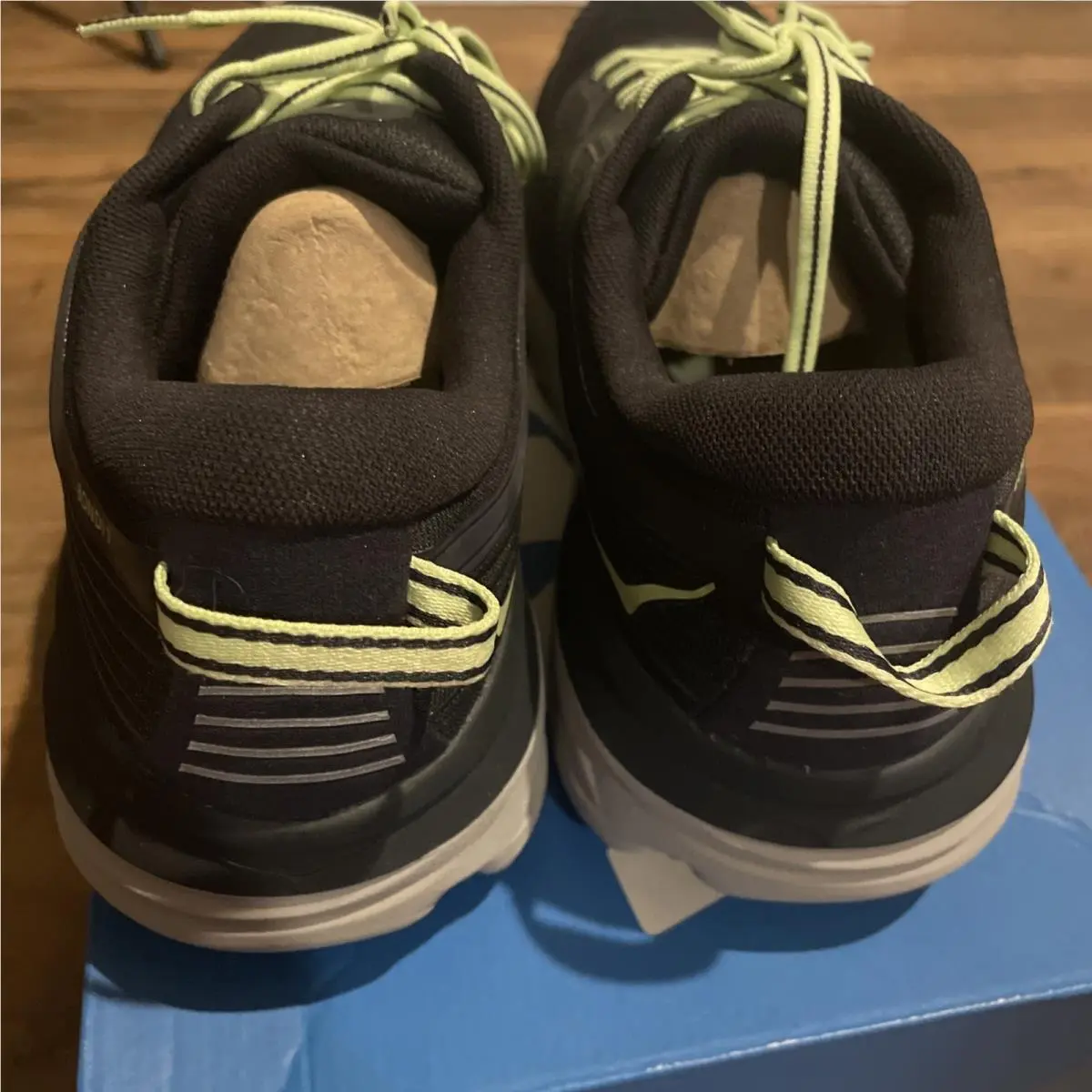Hoka shoes - Hoka One One Bondi - One One Bondi - 1110518BGBT - Black 3
