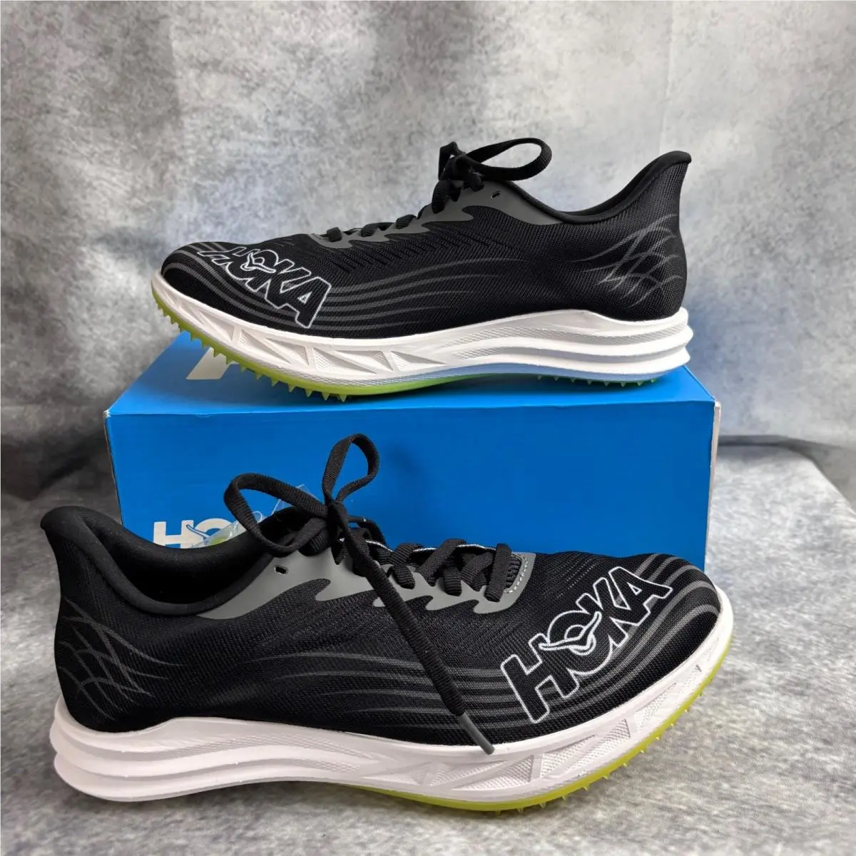 Hoka One One Crescendo MD 2 Unisex Track and Field Shoes M 7.5 W 9