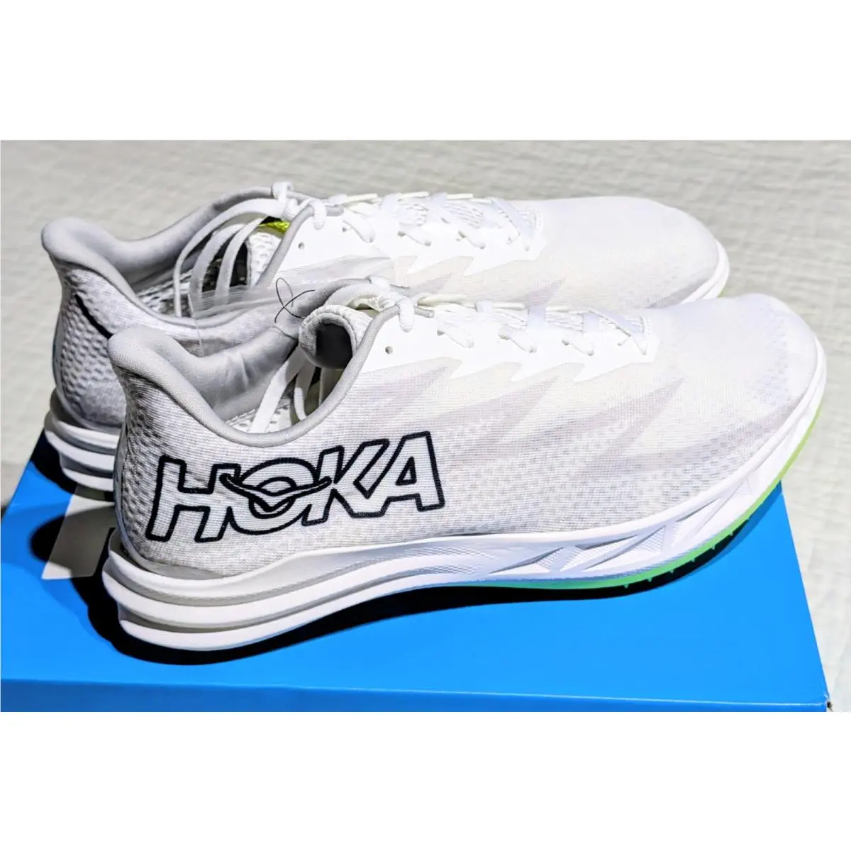 Hoka shoes - Hoka One One Crescendo MD - 1134520 - White 1