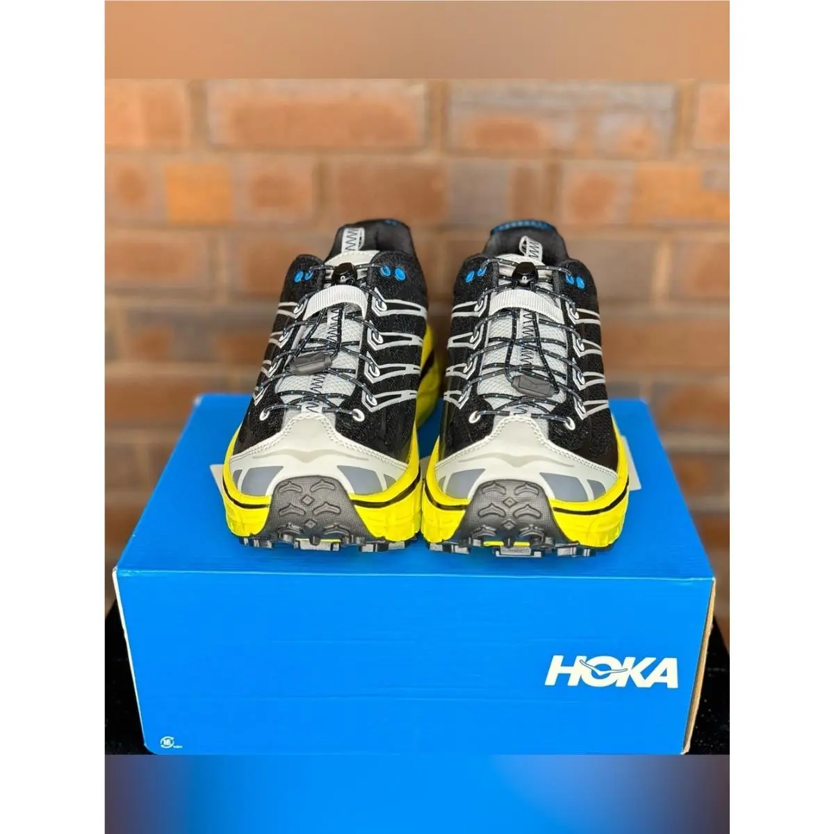 Hoka shoes - Black 1