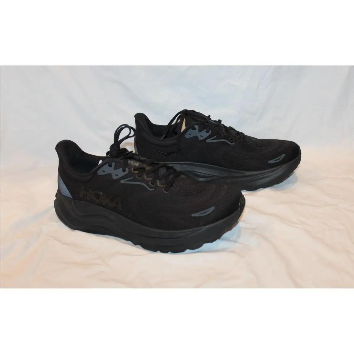 Hoka One Arahi 8 Men`s Running Athletic Sneakers Black 11 2 EE Wide
