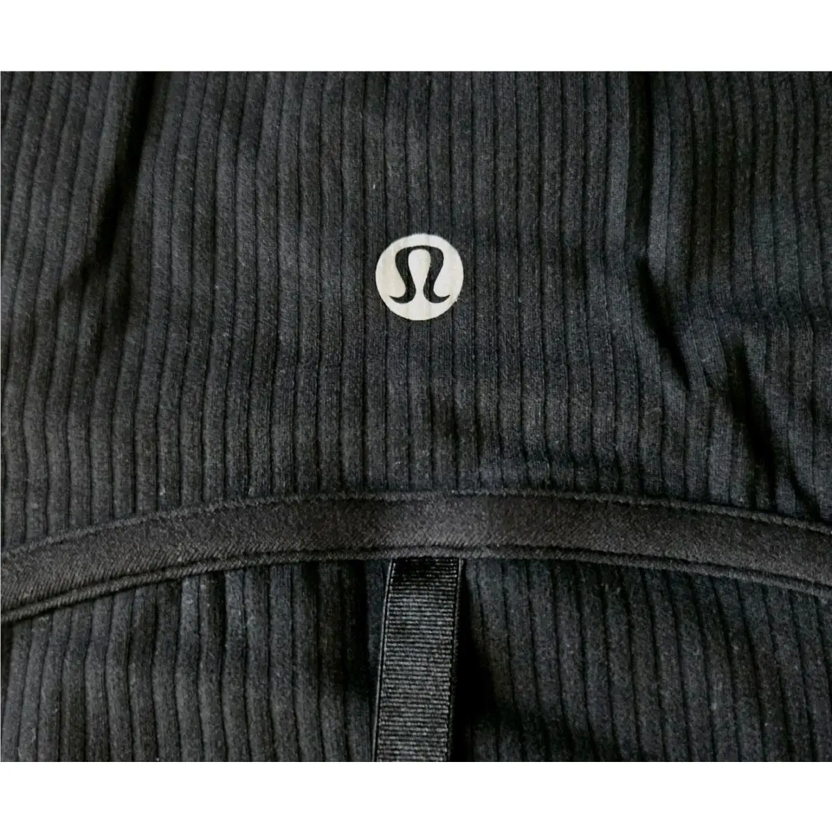 Lululemon clothing - Define Cropped Jacket Ribbed Nulu - LW3FYSS BLK - Black 12