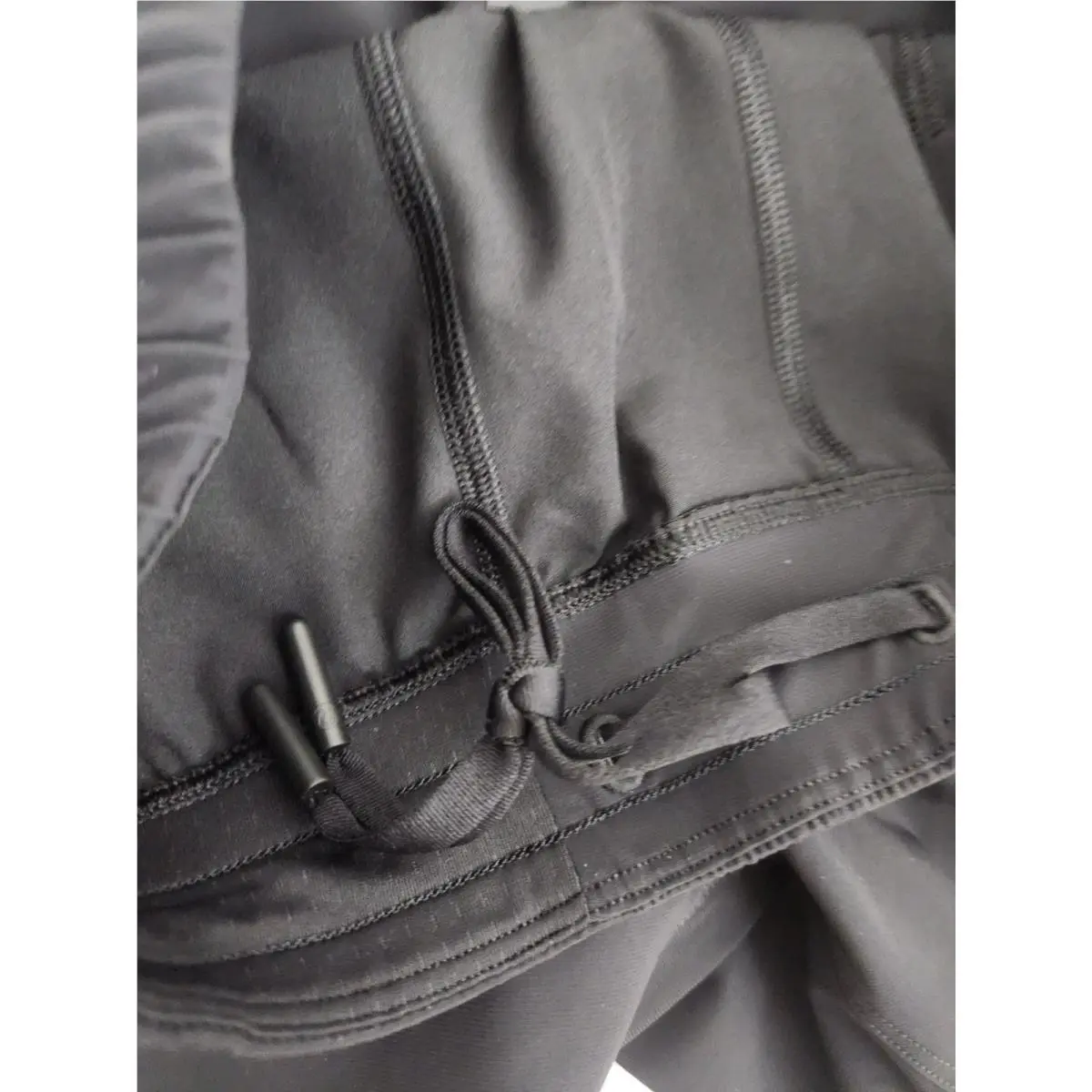 Lululemon clothing - Black 4