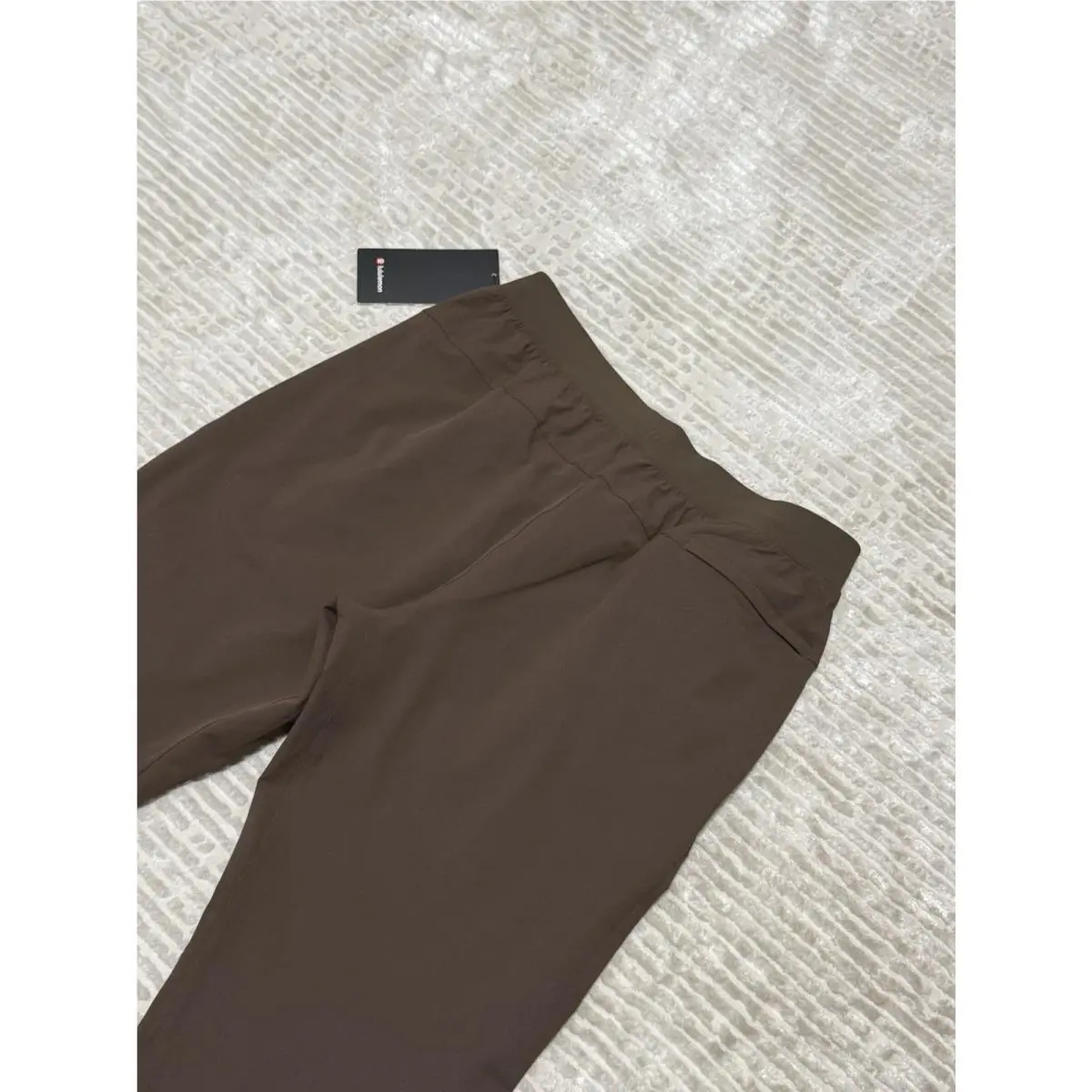 Lululemon clothing - Brown 3