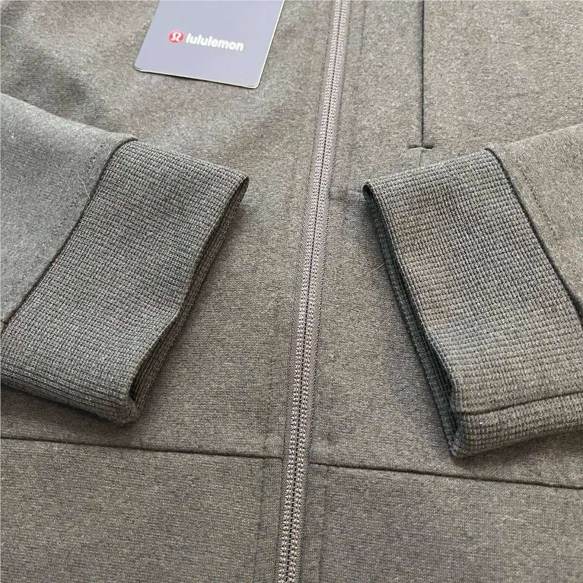 Lululemon clothing - Green 1