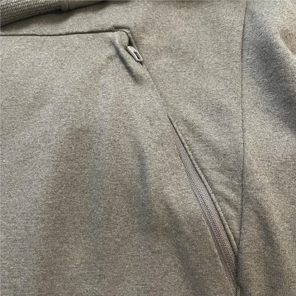 Lululemon clothing - Green 3