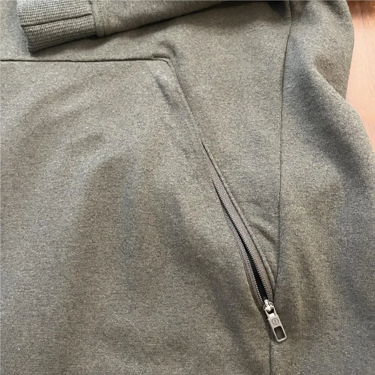 Lululemon clothing - Green 4