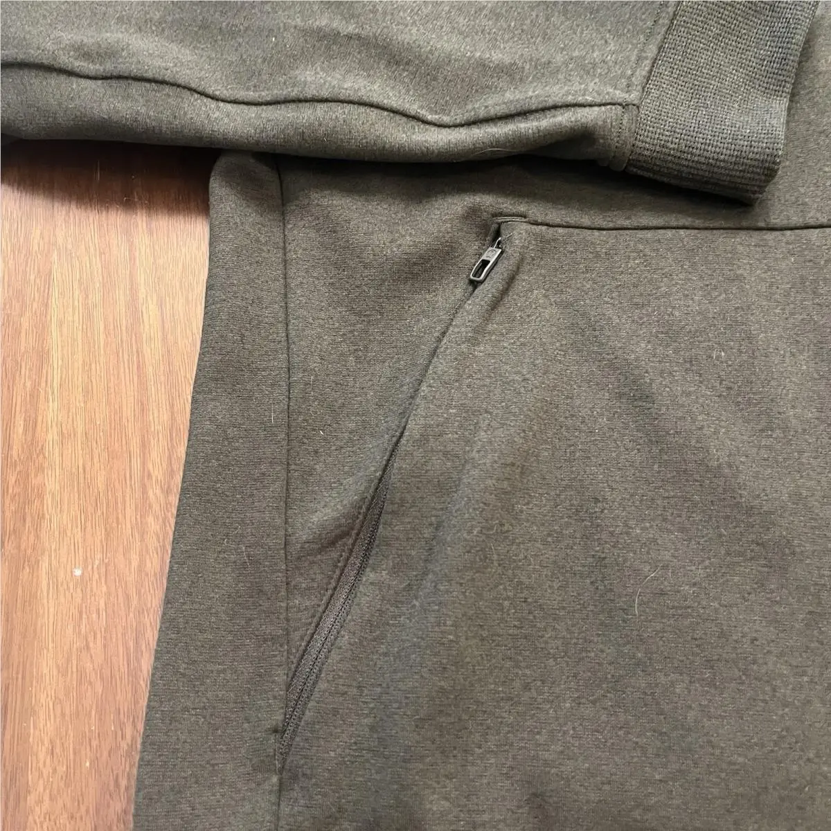 Lululemon clothing - Green 5