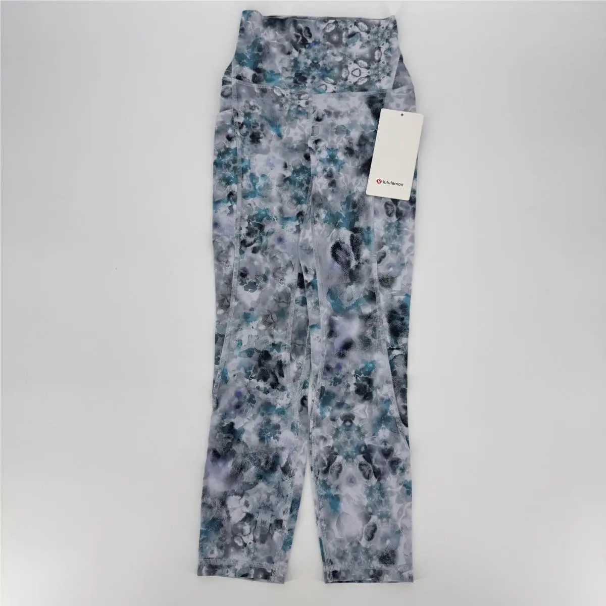 Lululemon clothing - Align HR Crop 23