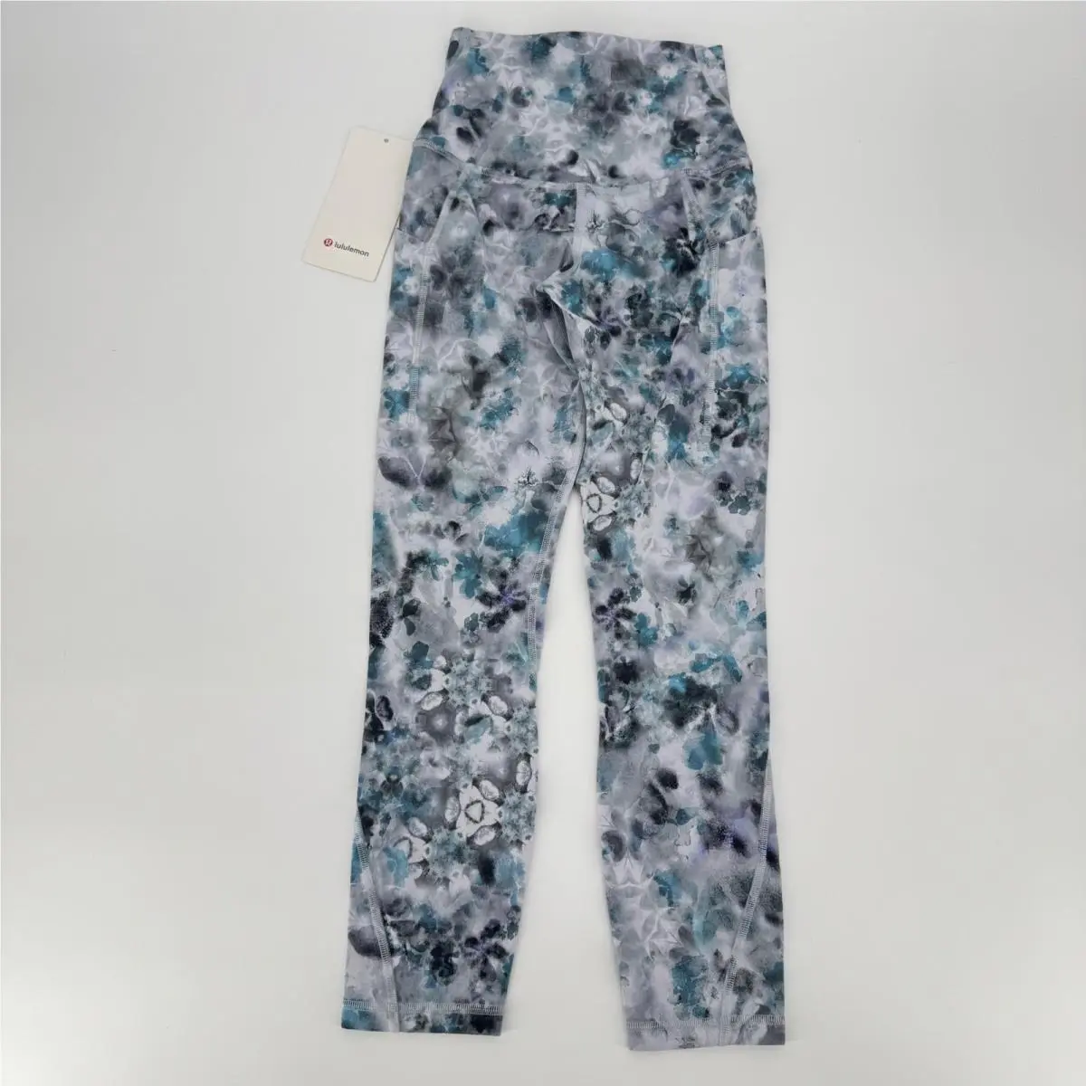 Lululemon clothing - Align HR Crop 23