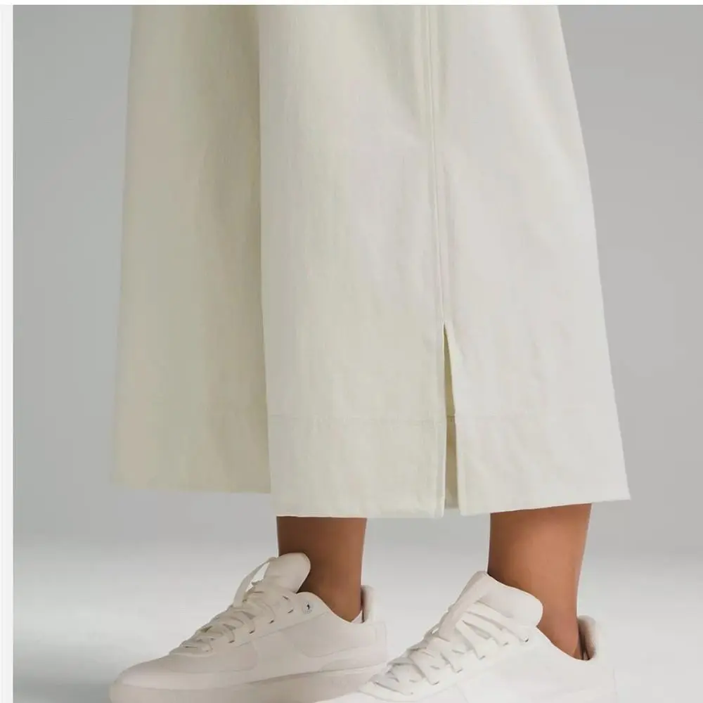 Lululemon clothing - Beige 3